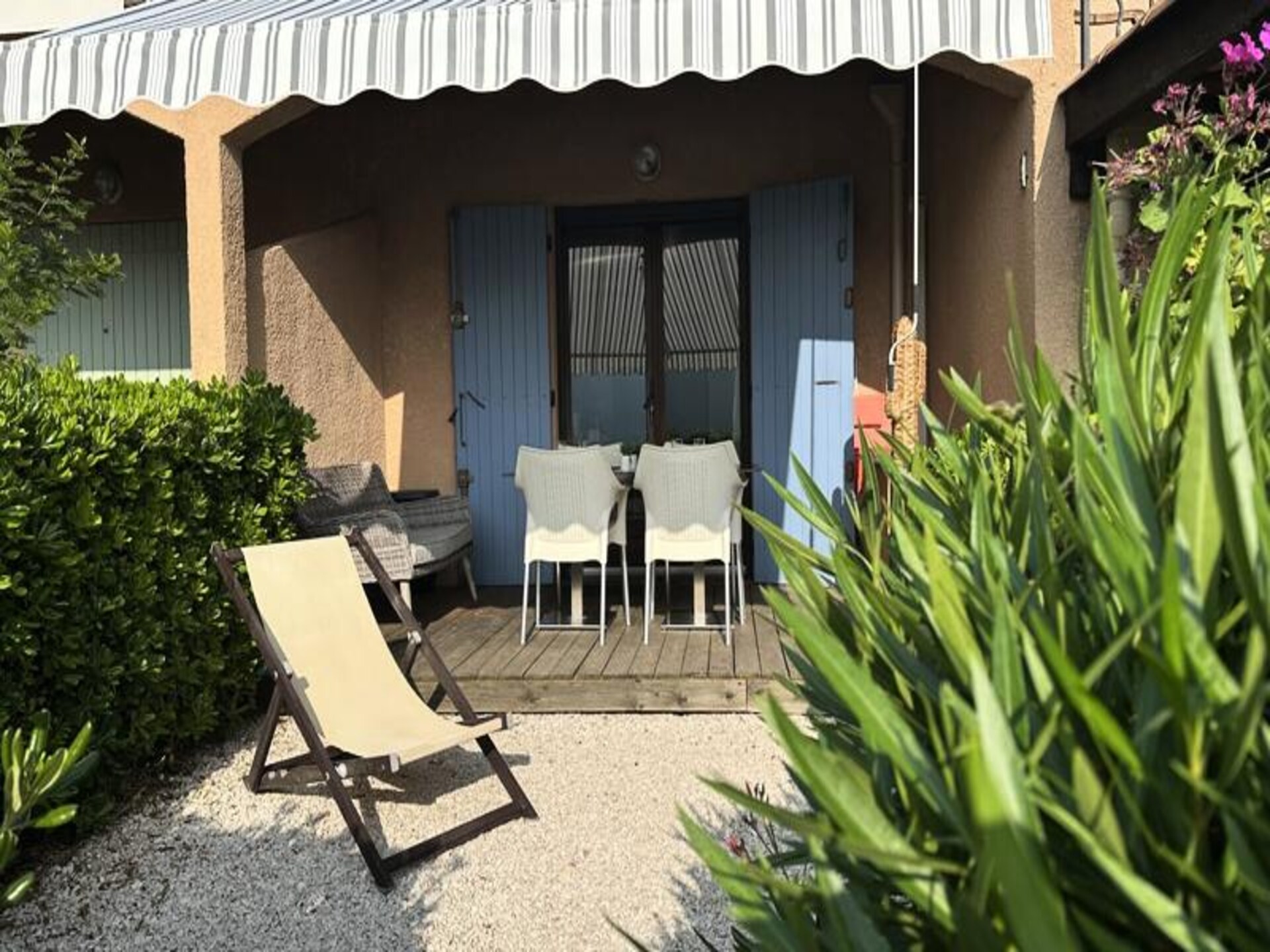 Zeezicht appartement in Le Lavandou met terras en airconditioning - foto 10