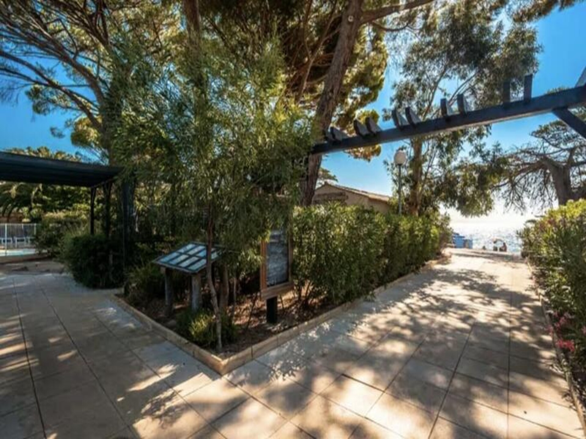 Panoramisch zeezicht appartement op 50m van strand Pramousquier - foto 12