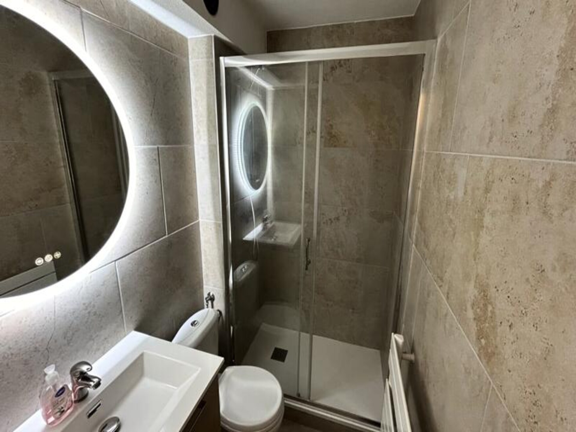 Appartement met zeezicht op autovrij domein La Pinède, vlakbij strand - foto 15