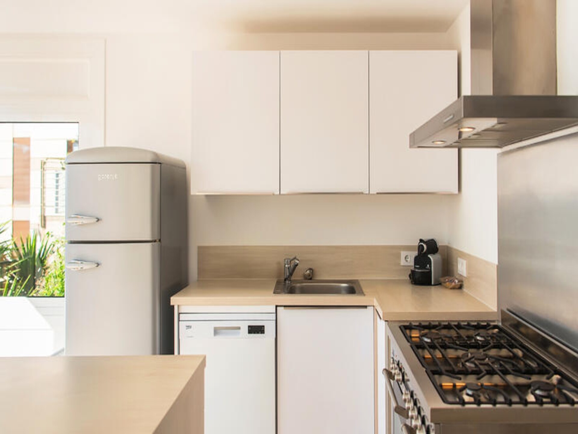 Zonnig appartement aan de kust van Roses met privéterras en zeezicht - foto 15