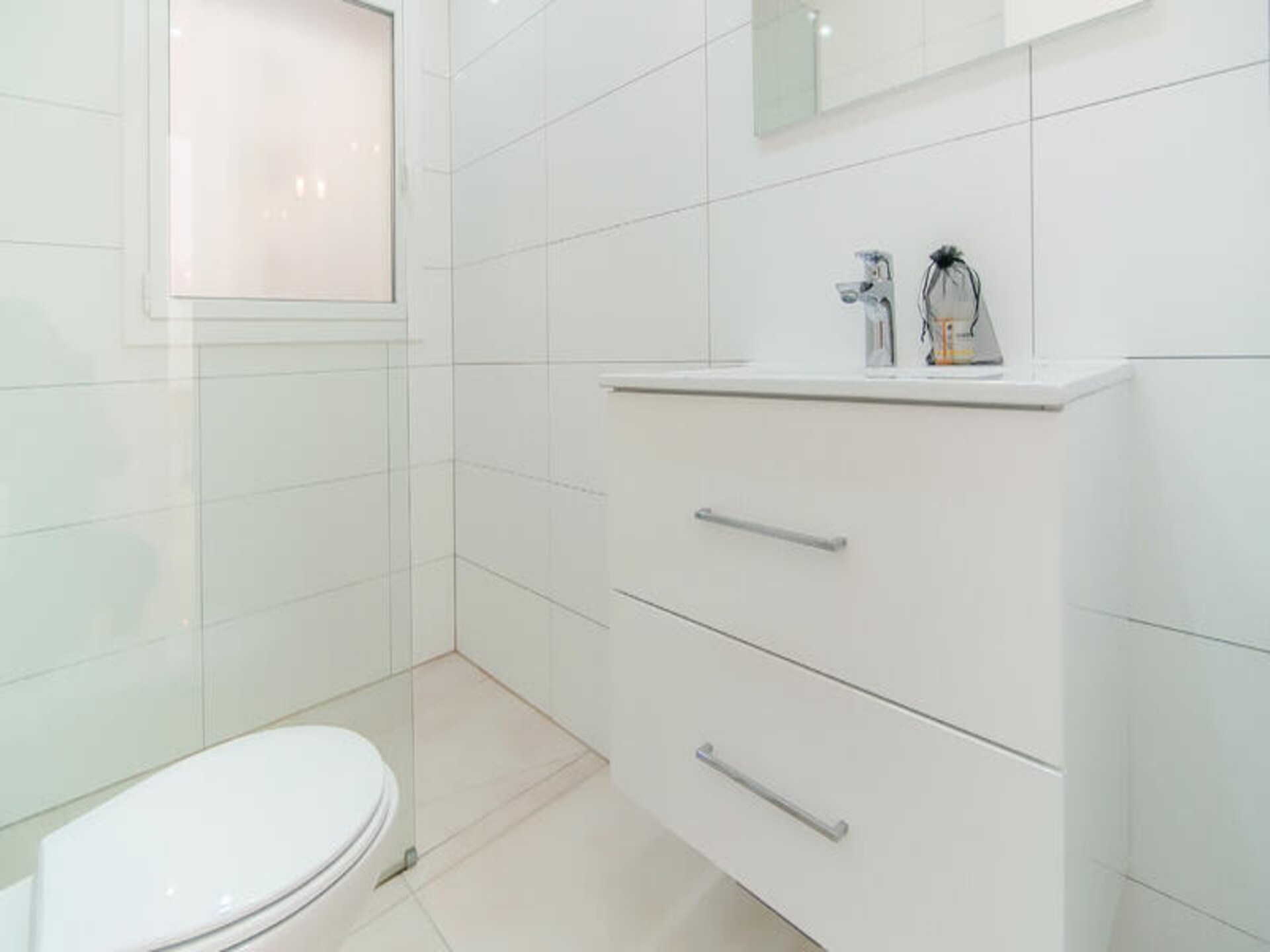 Zonnig appartement aan de kust van Roses met privéterras en zeezicht - foto 16