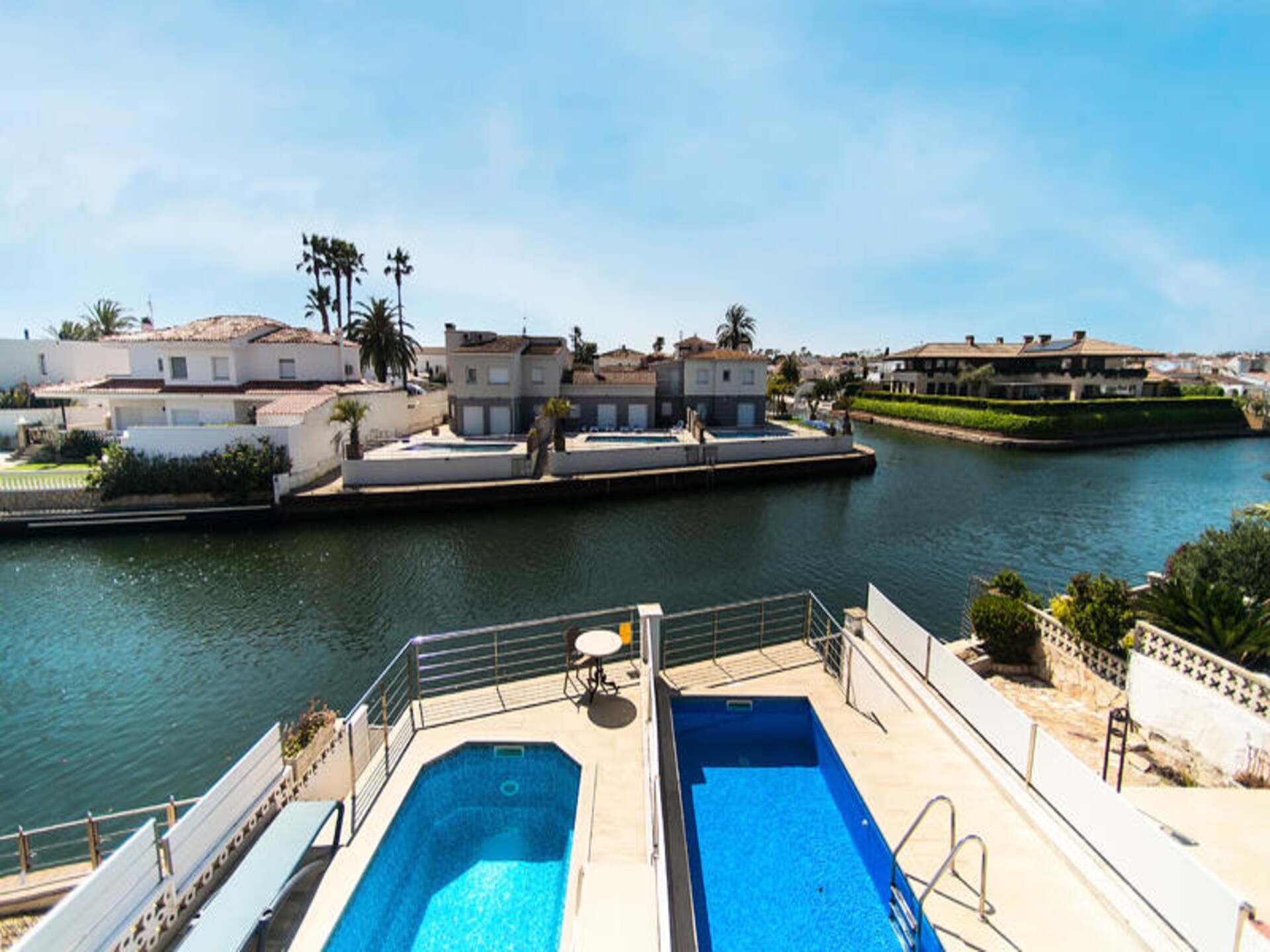 Appartement aan kanaal in Empuriabrava met privézwembad voor 6 personen - foto 13