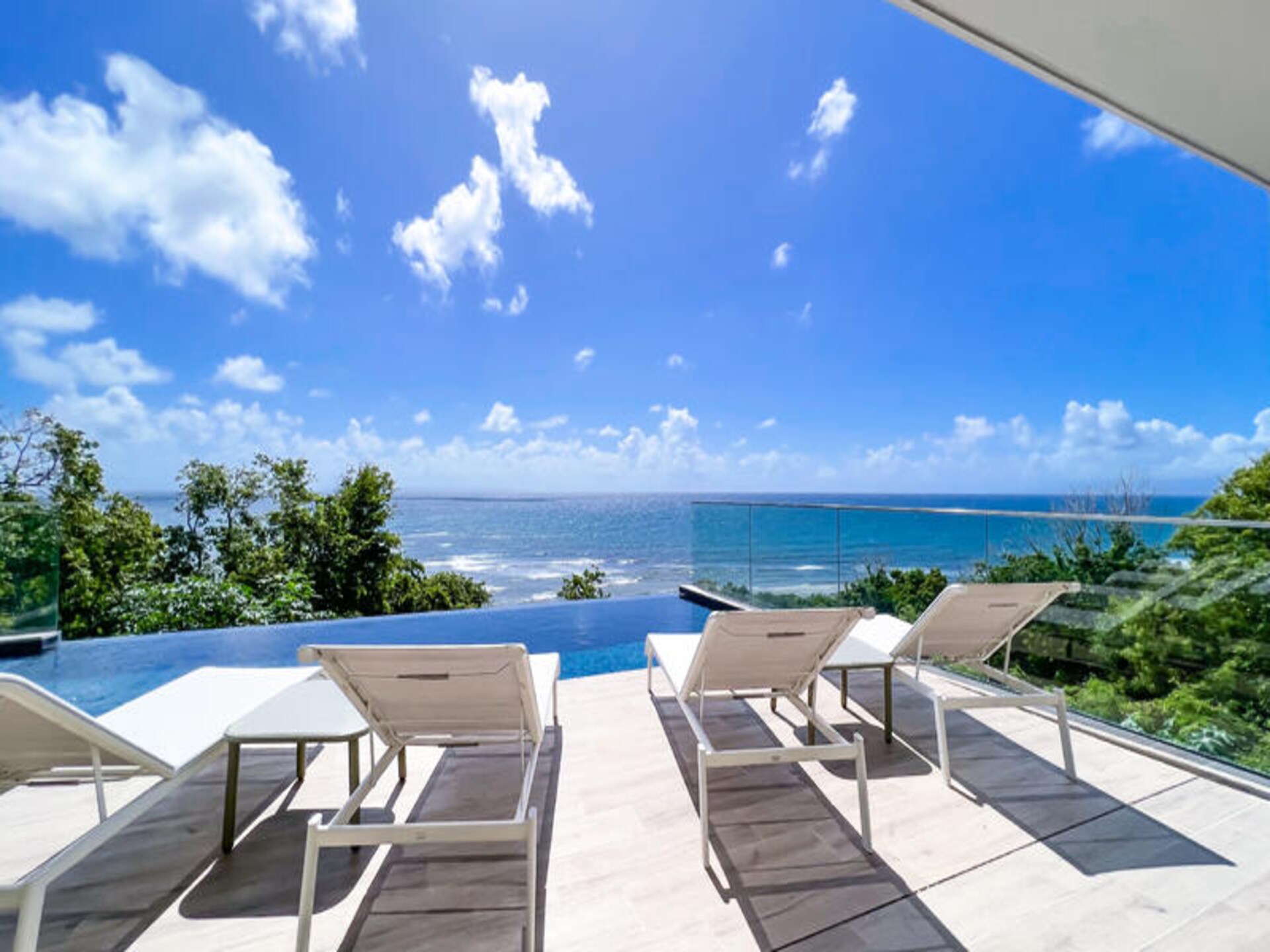Villa Corail Bleu: Luxe appartement direct aan zee in Saint-François - foto 21