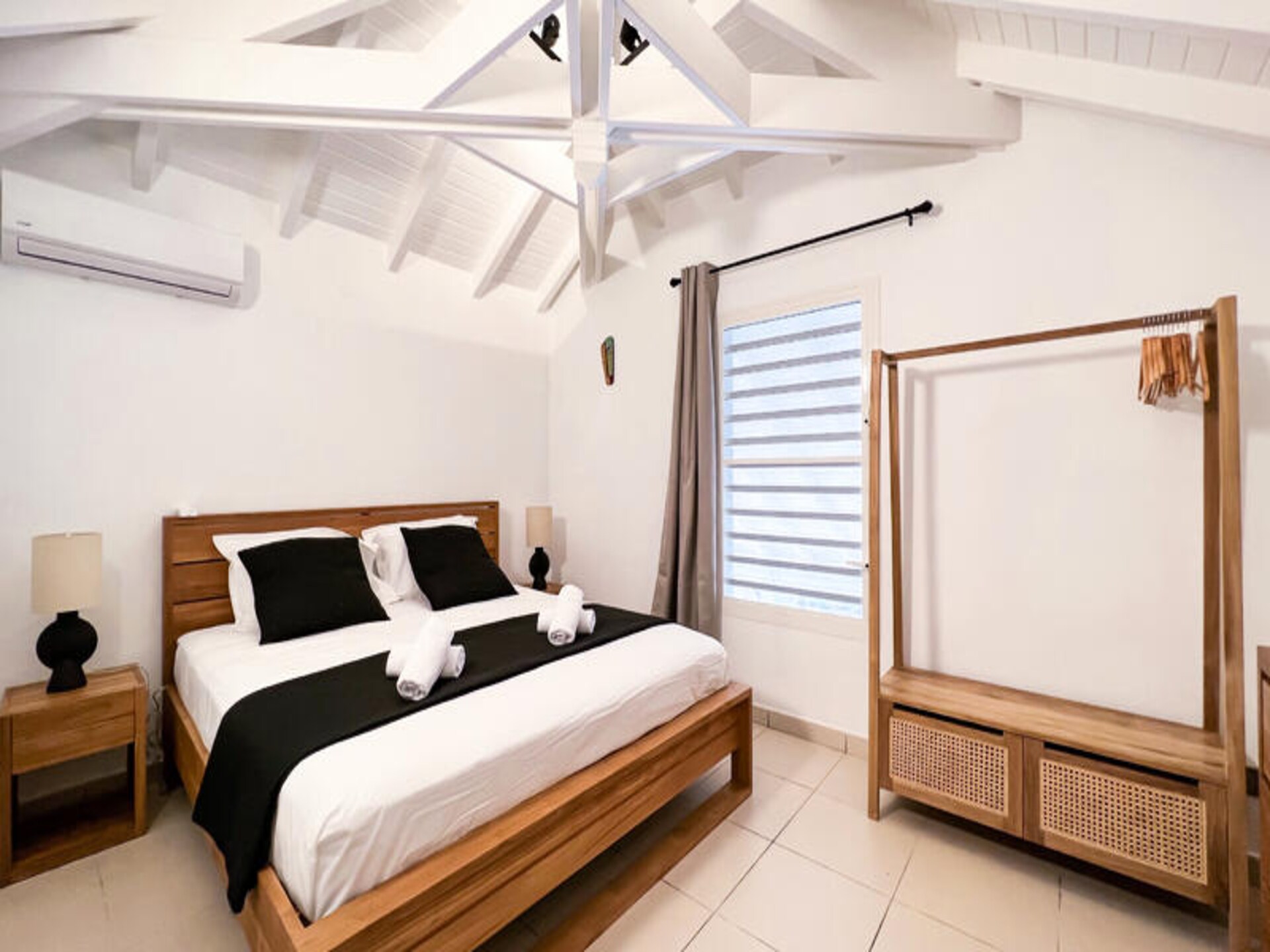 Ruim appartement in Saint-François met airco, tuin en privépad naar zee - foto 28