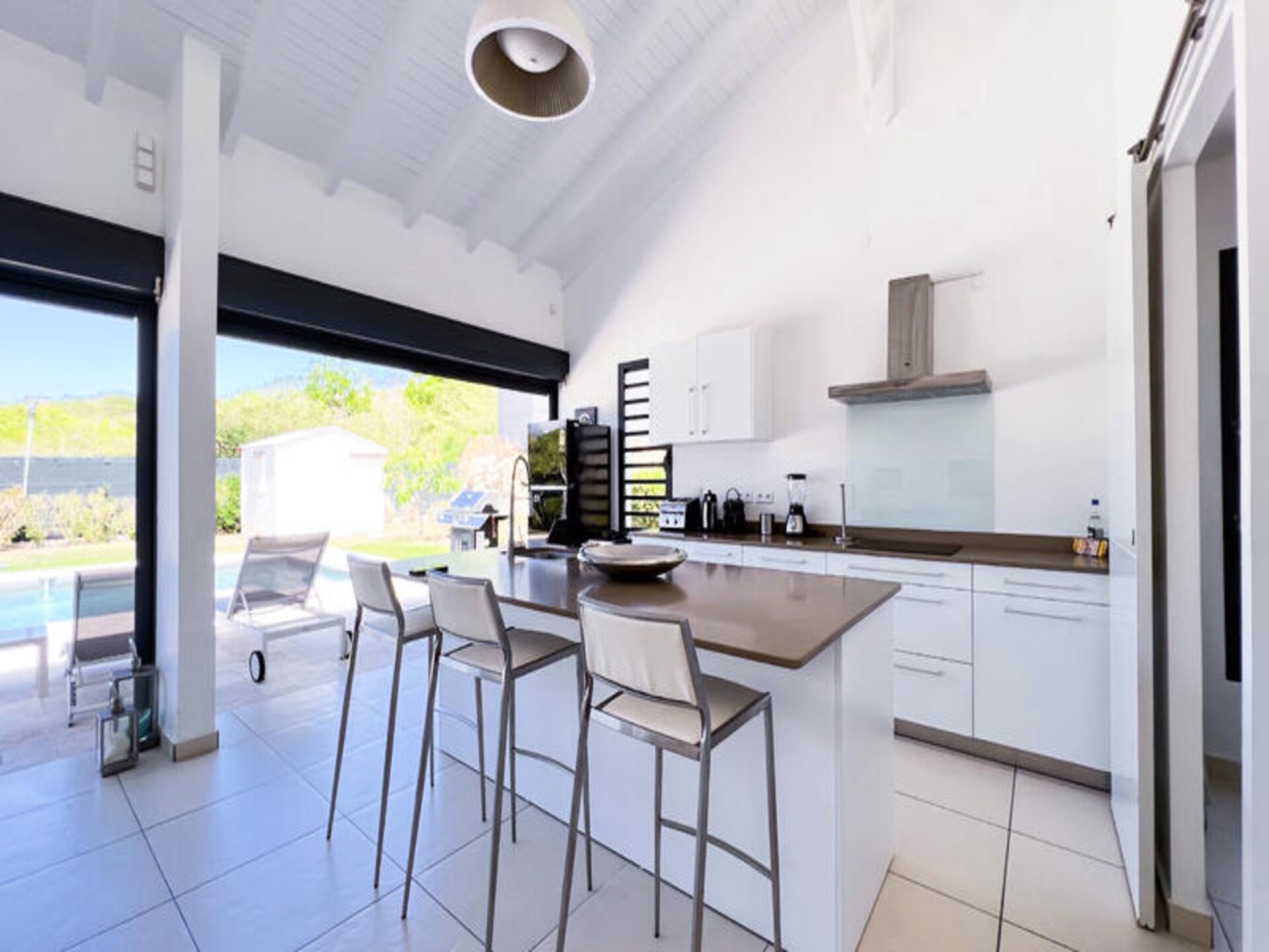 Luxe villa met privézwembad en jacuzzi nabij Saint-François - foto 11