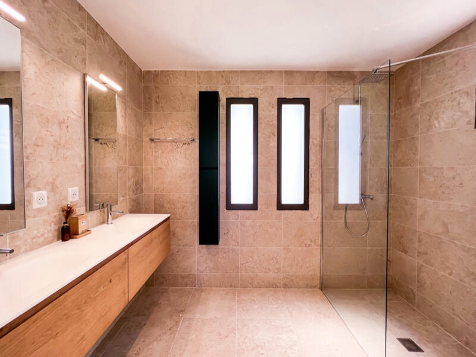 Villa Kaïa Bleu: Luxe 4-suite villa met zwembad in Saint-François - foto 23
