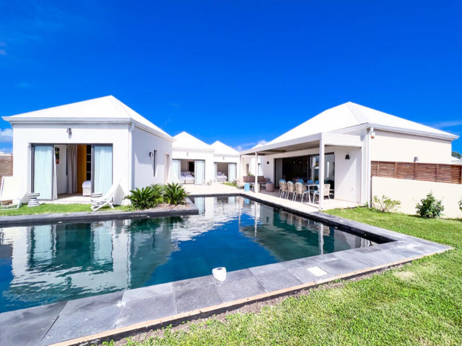 Villa Palméa: Luxe appartement met 4 suites en zwembad in Saint-François - foto 2