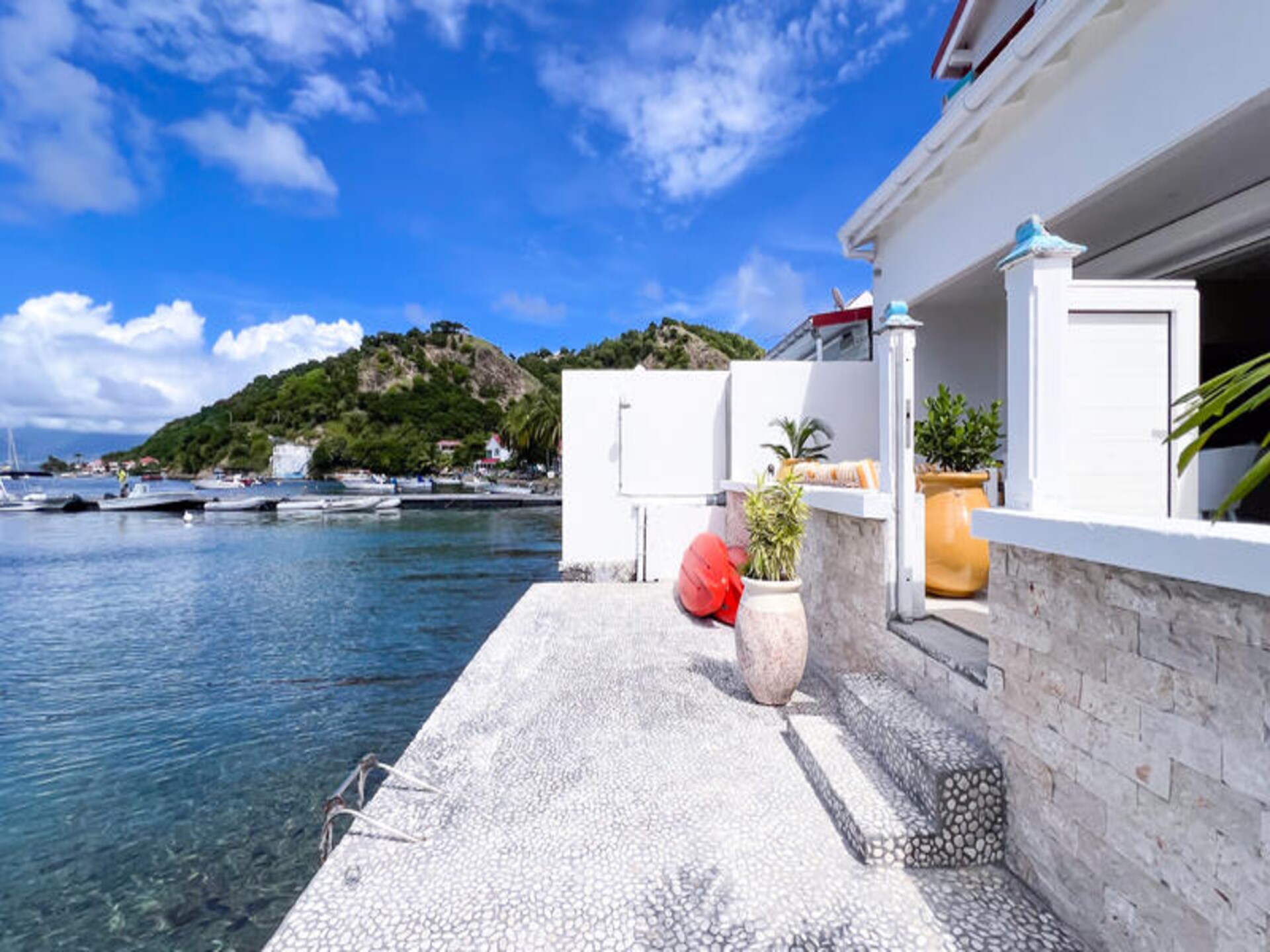 Villa La Perle des Saintes: luxe appartement aan het water op Terre-de-Haut - foto 14