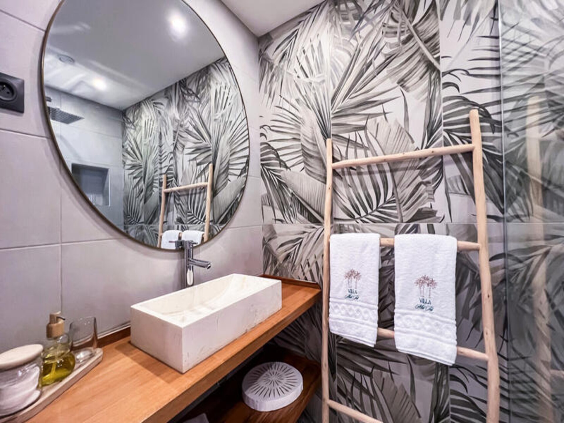 Villa La Perle des Saintes: luxe appartement aan het water op Terre-de-Haut - foto 36