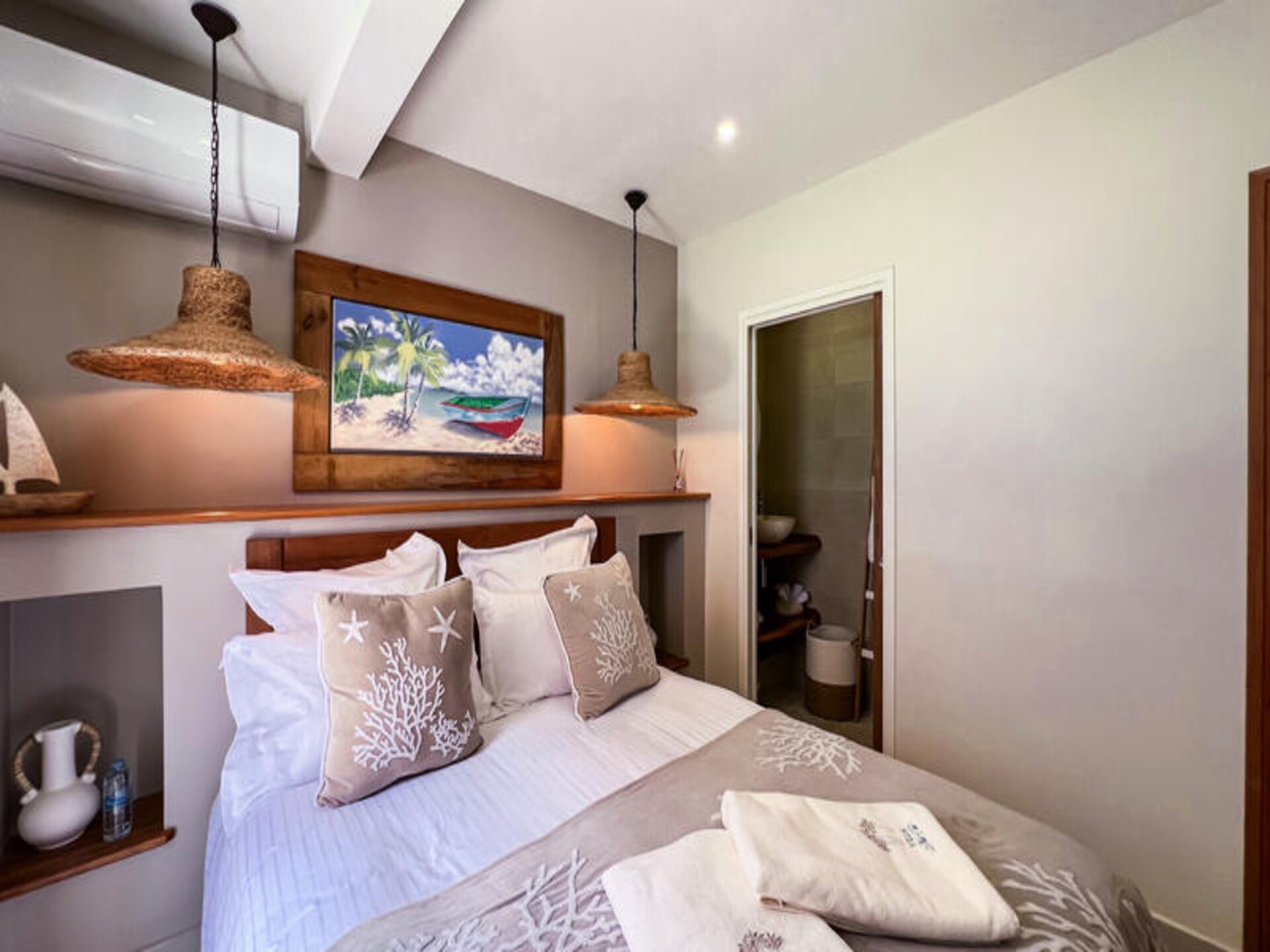 Villa La Perle des Saintes: luxe appartement aan het water op Terre-de-Haut - foto 42