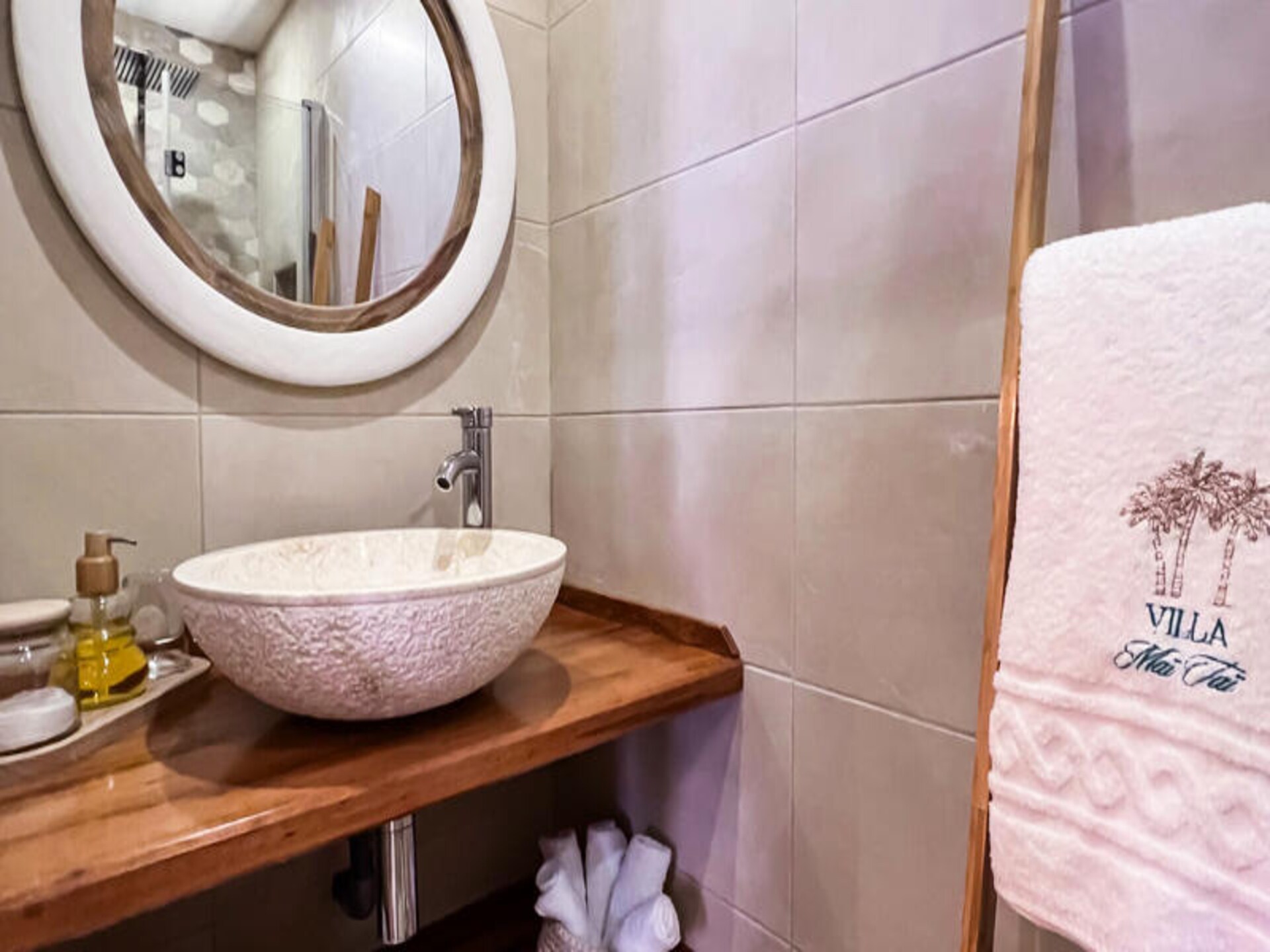 Villa La Perle des Saintes: luxe appartement aan het water op Terre-de-Haut - foto 44