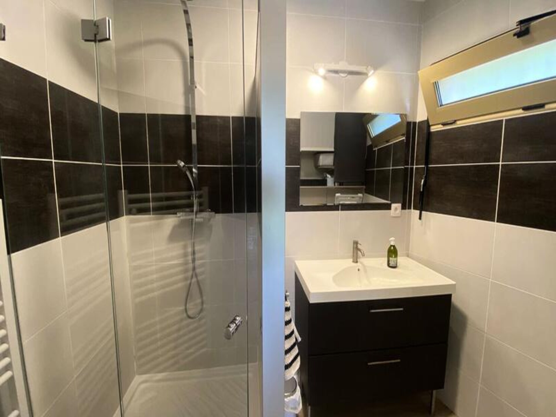 Luxe tuinappartement op 100 meter van strand Portissol, Sanary-sur-Mer - foto 8