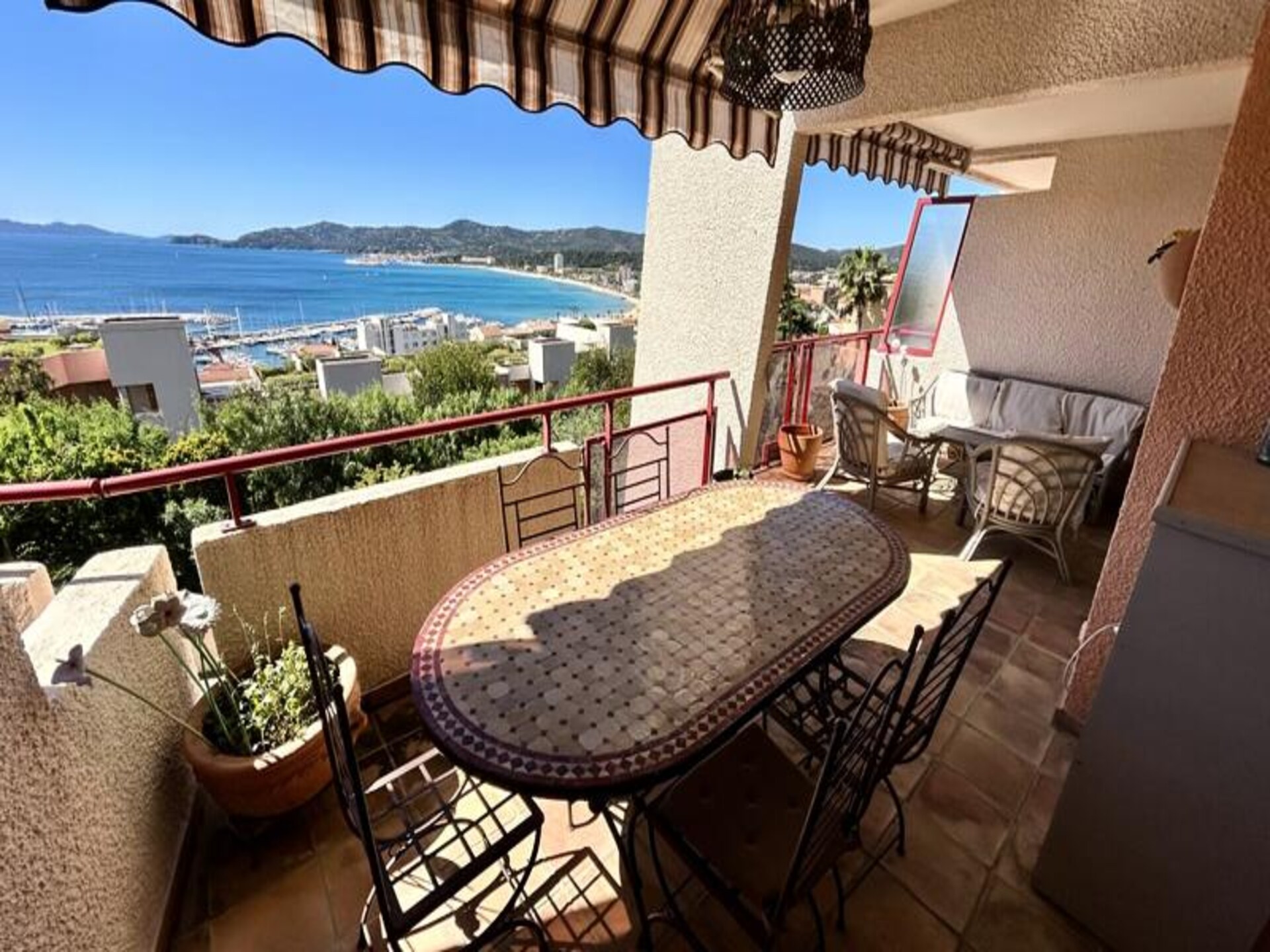 Uniek appartement met zeezicht, zwembad en Pagnol-charme in Le Lavandou - foto 11