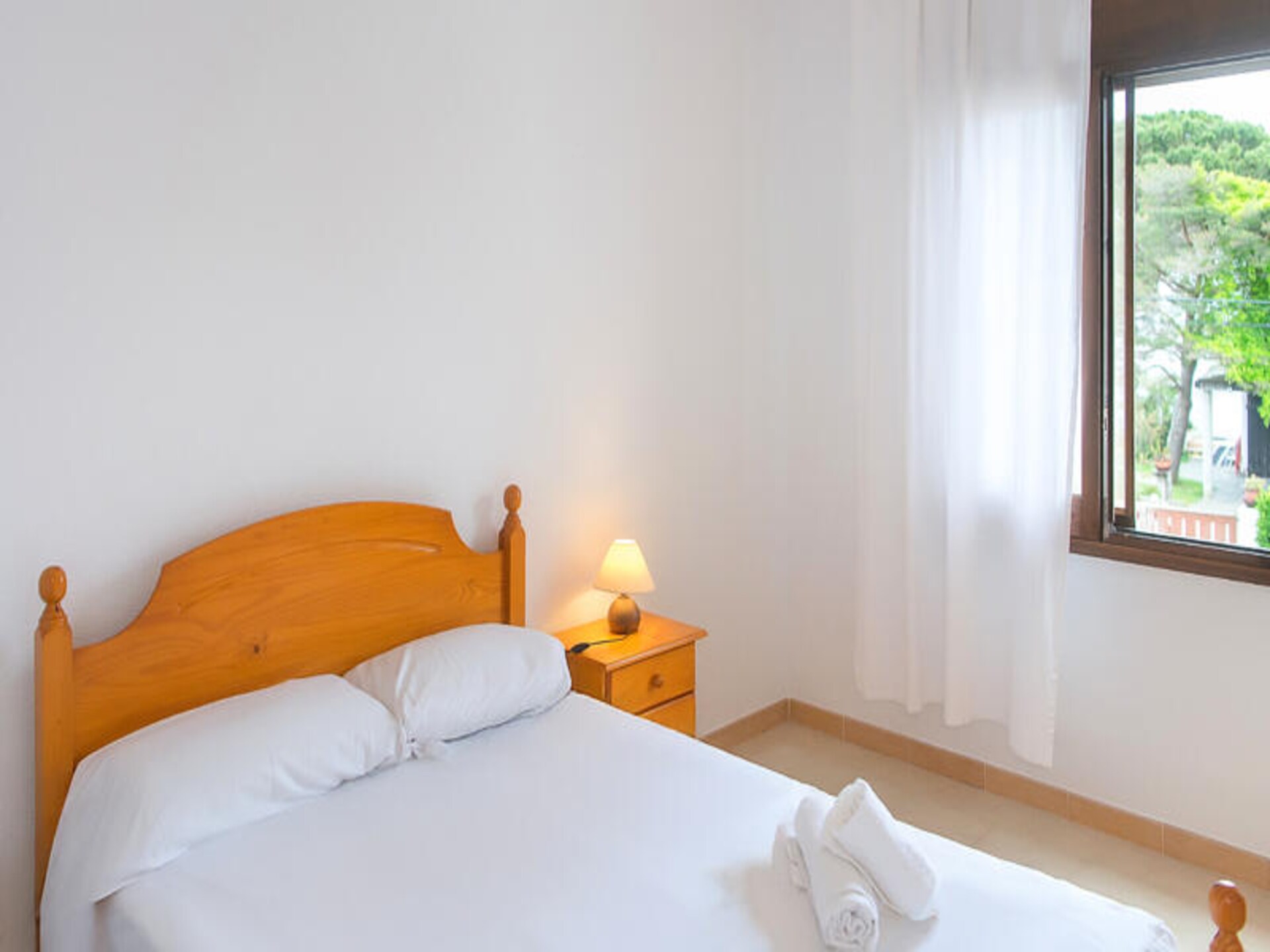 Appartement aan de kanalen van Empuriabrava met zwembad en terras - foto 4