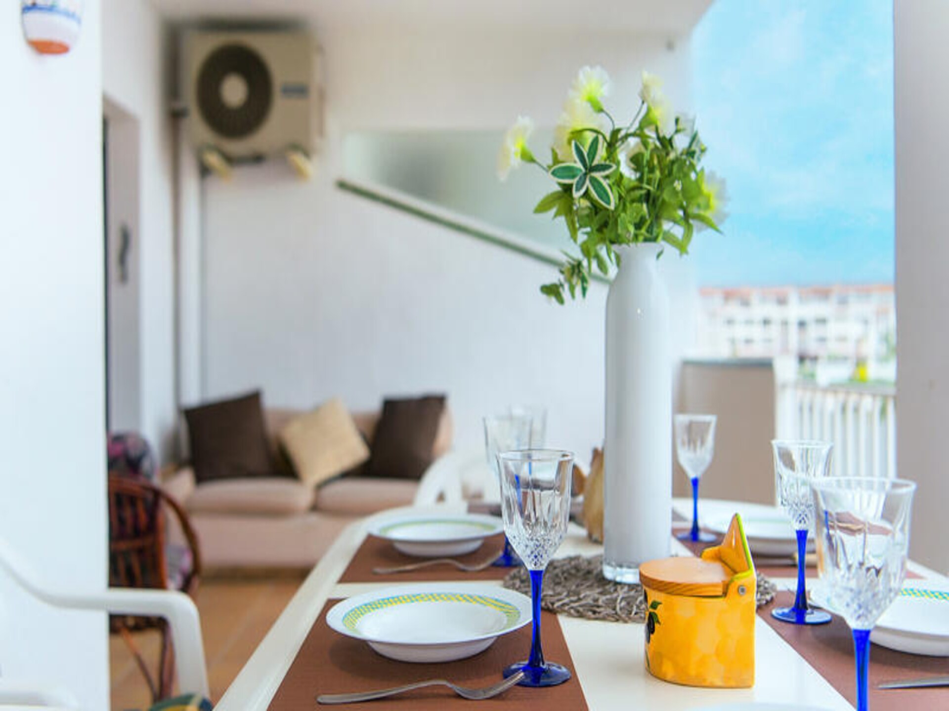 Appartement aan de kanalen van Empuriabrava met zwembad en terras - foto 13