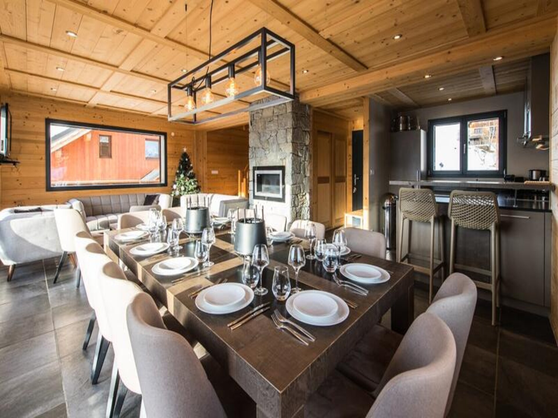 Chalet Alpette: 14-persoons chalet met jacuzzi op 150m van de piste in La Toussuire - foto 3