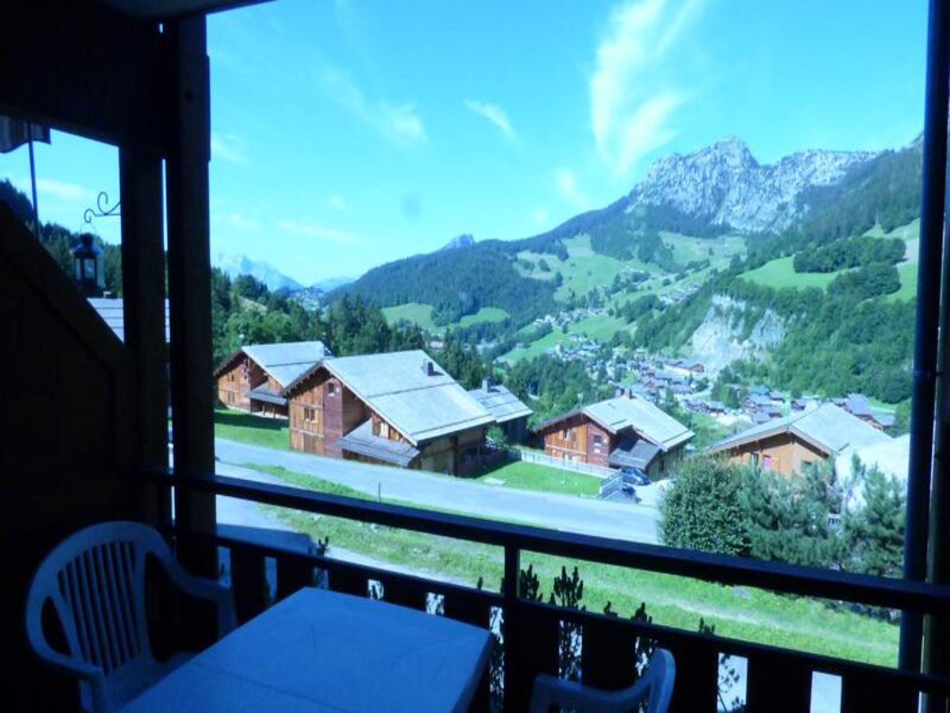 Knus appartement Le Grand Bornand: ski-in/ski-out, uitzicht op de Alpen - foto 2