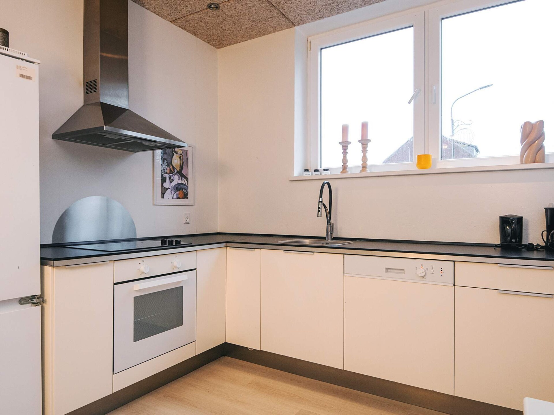 Modern gerenoveerd vakantiehuis aan de golfbaan bij Kjellerup - foto 3
