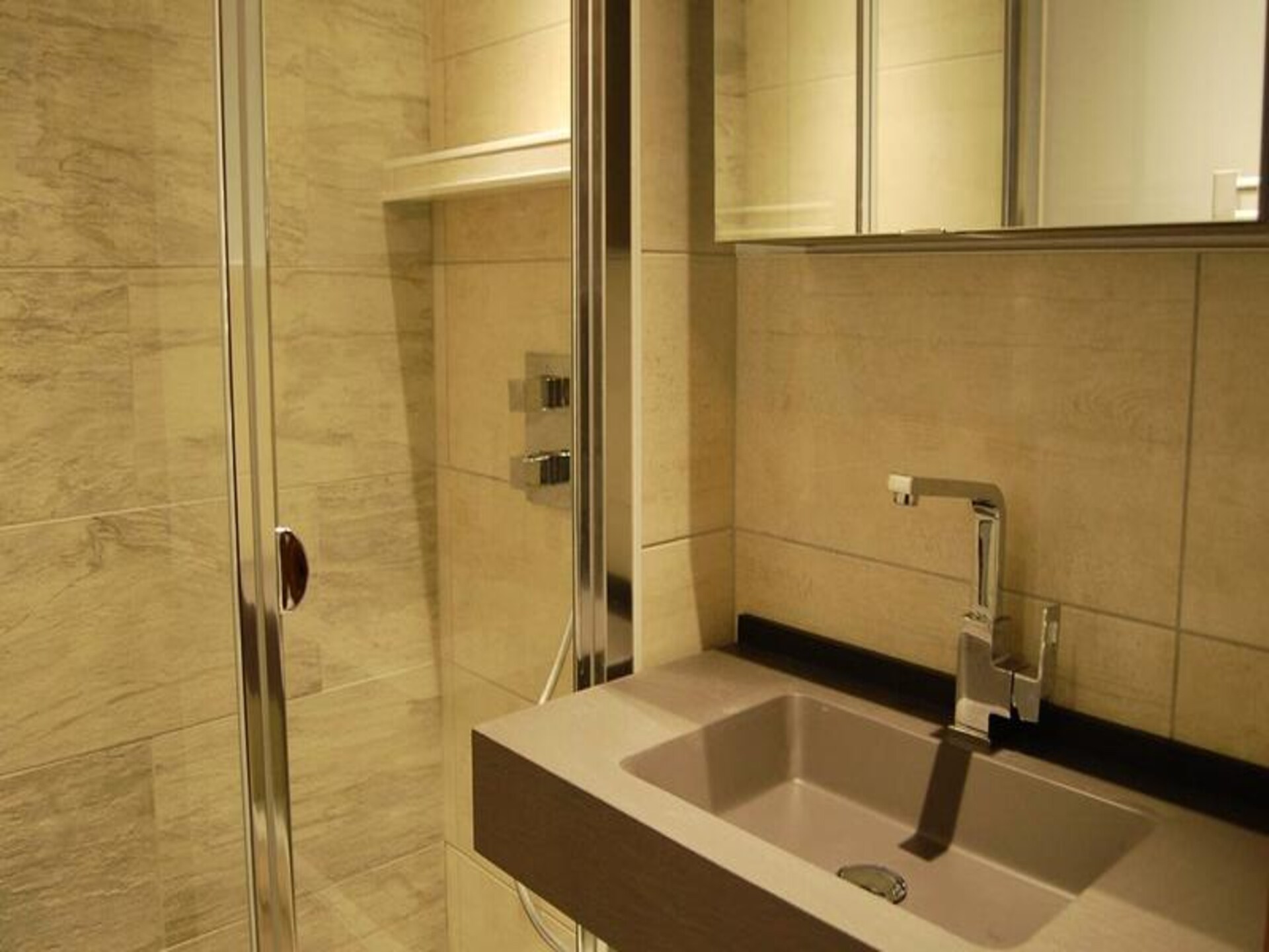 Appartement met panoramisch uitzicht op de Aravis, vlakbij het centrum - foto 9