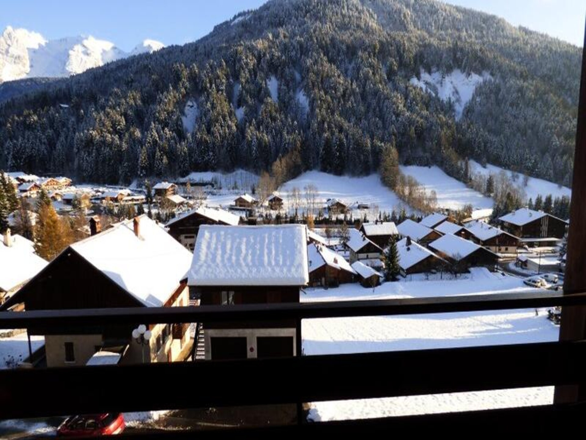 Appartement met panoramisch uitzicht op de Aravis, vlakbij het centrum - foto 11