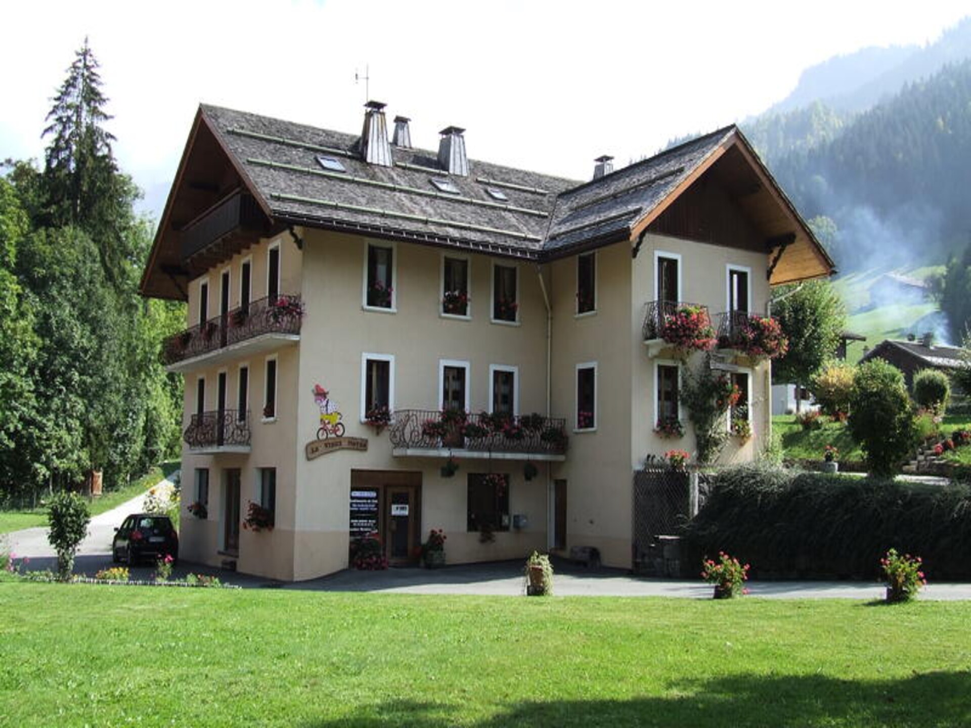 Knus appartement met balkon en bergzicht nabij de skipistes in Grand-Bornand - foto 8