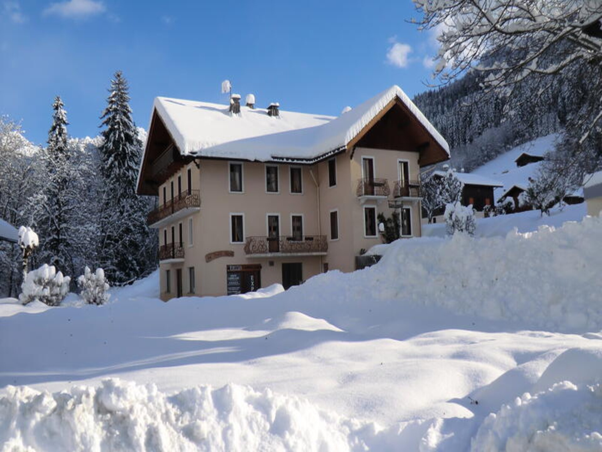 Knus appartement met balkon en bergzicht nabij de skipistes in Grand-Bornand - foto 10