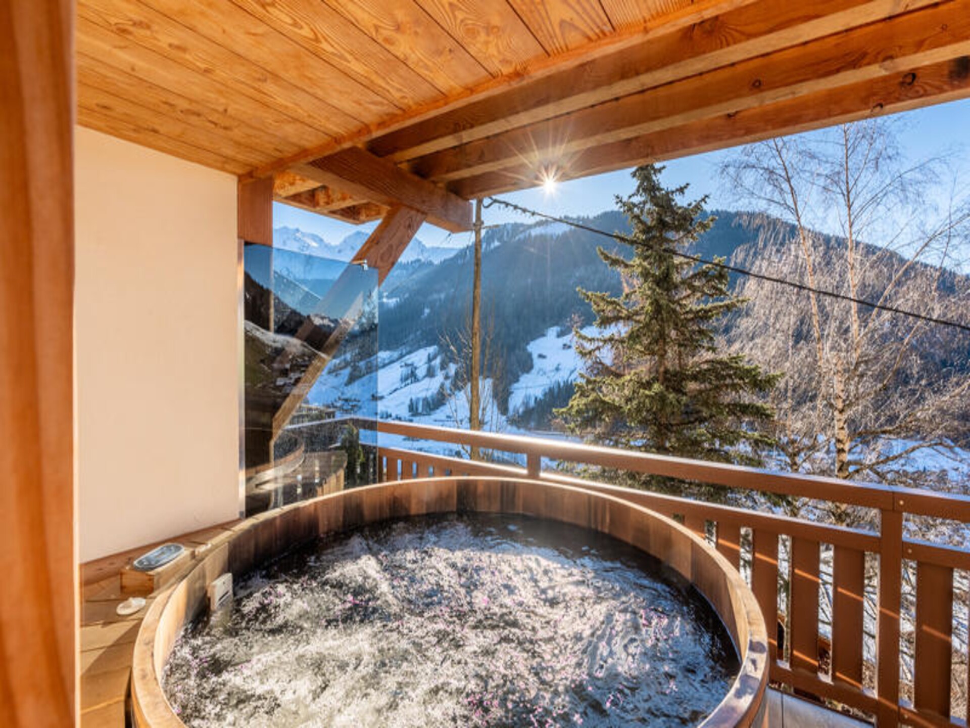 Chalet Hartza: Luxe 12-persoons chalet met sauna en panoramisch uitzicht - foto 17