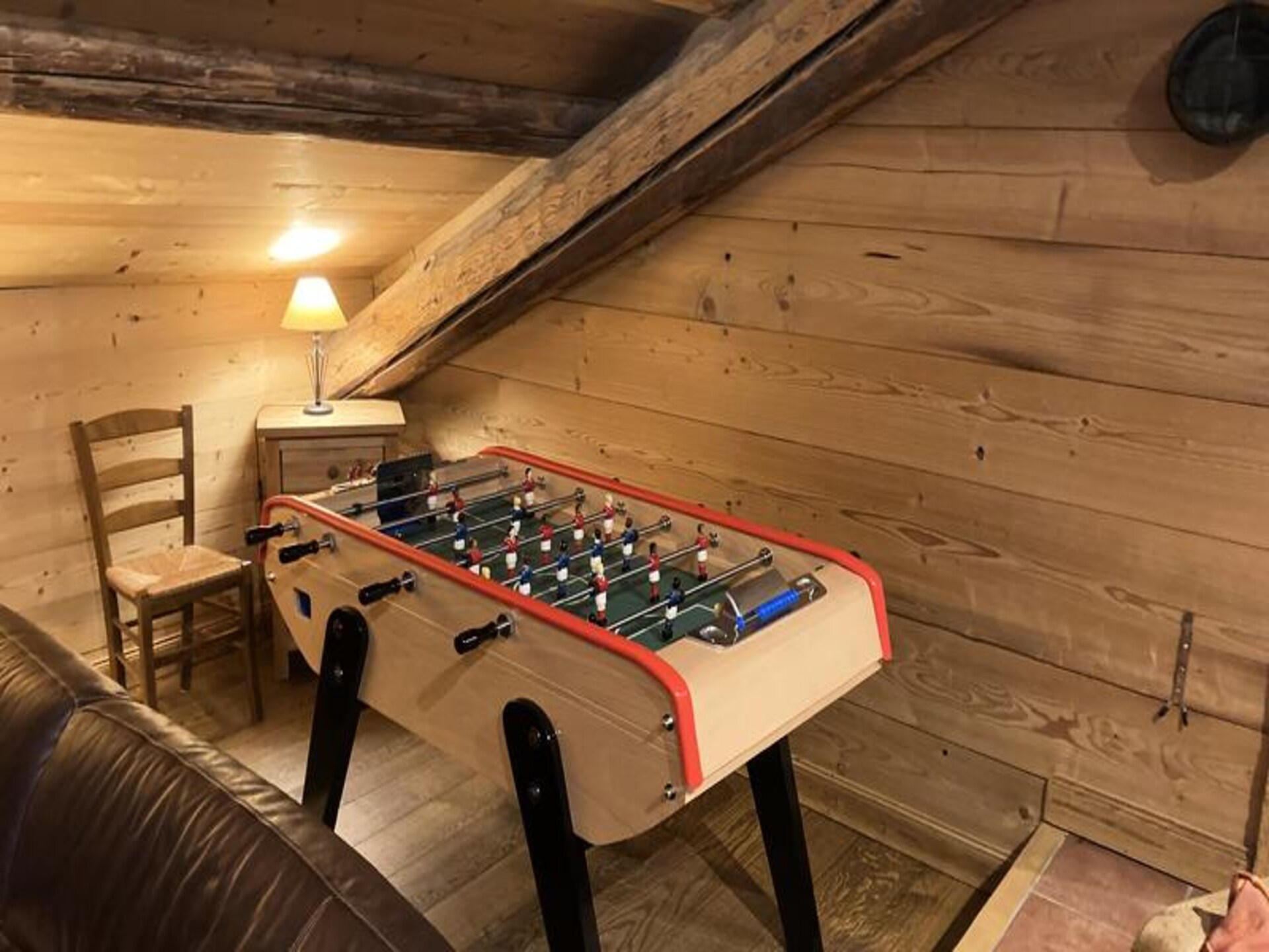 Ruim 12-persoons appartement met sauna en jacuzzi in Grand-Bornand - foto 8