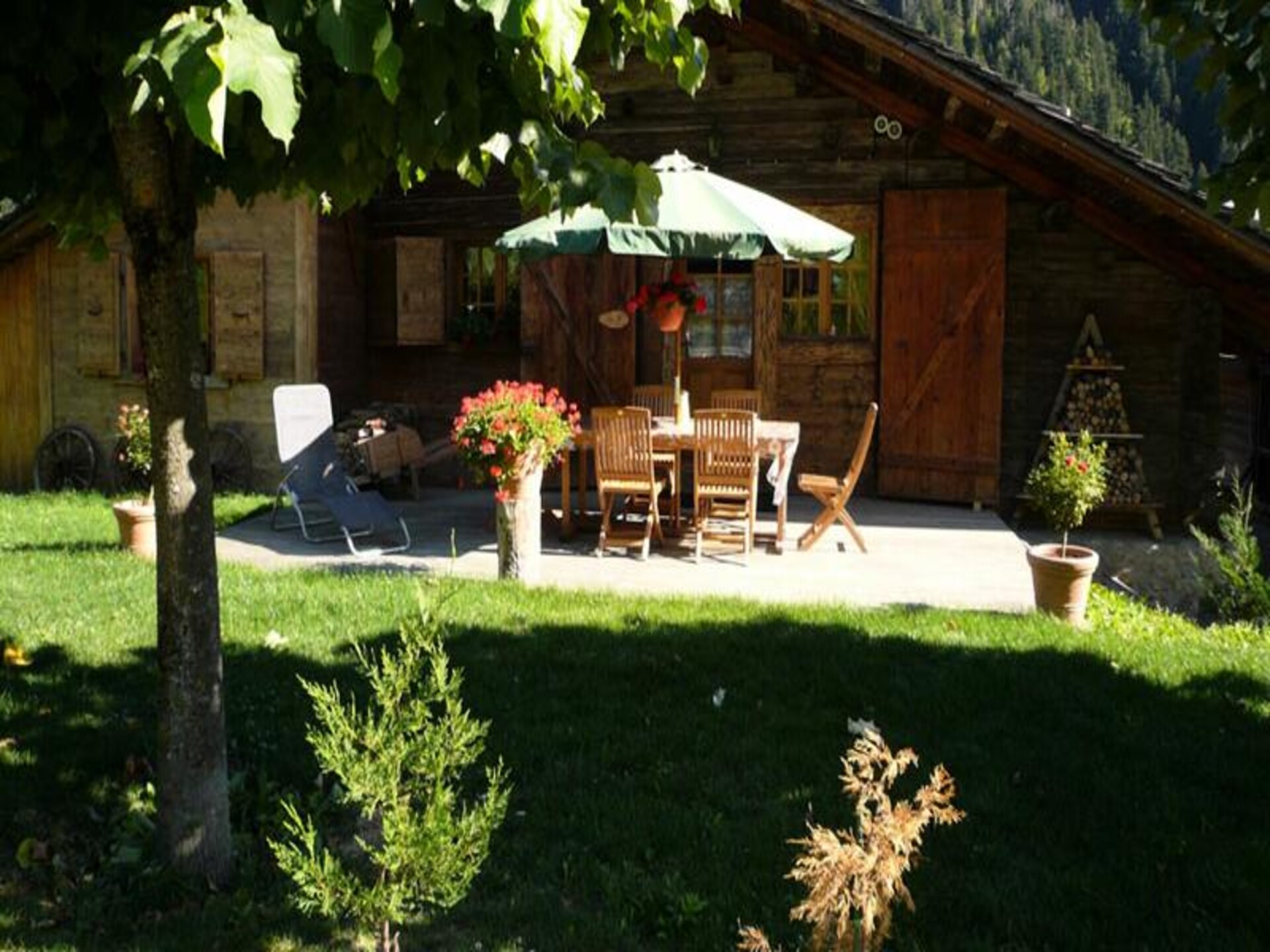 Ruim 12-persoons appartement met sauna en jacuzzi in Grand-Bornand - foto 12