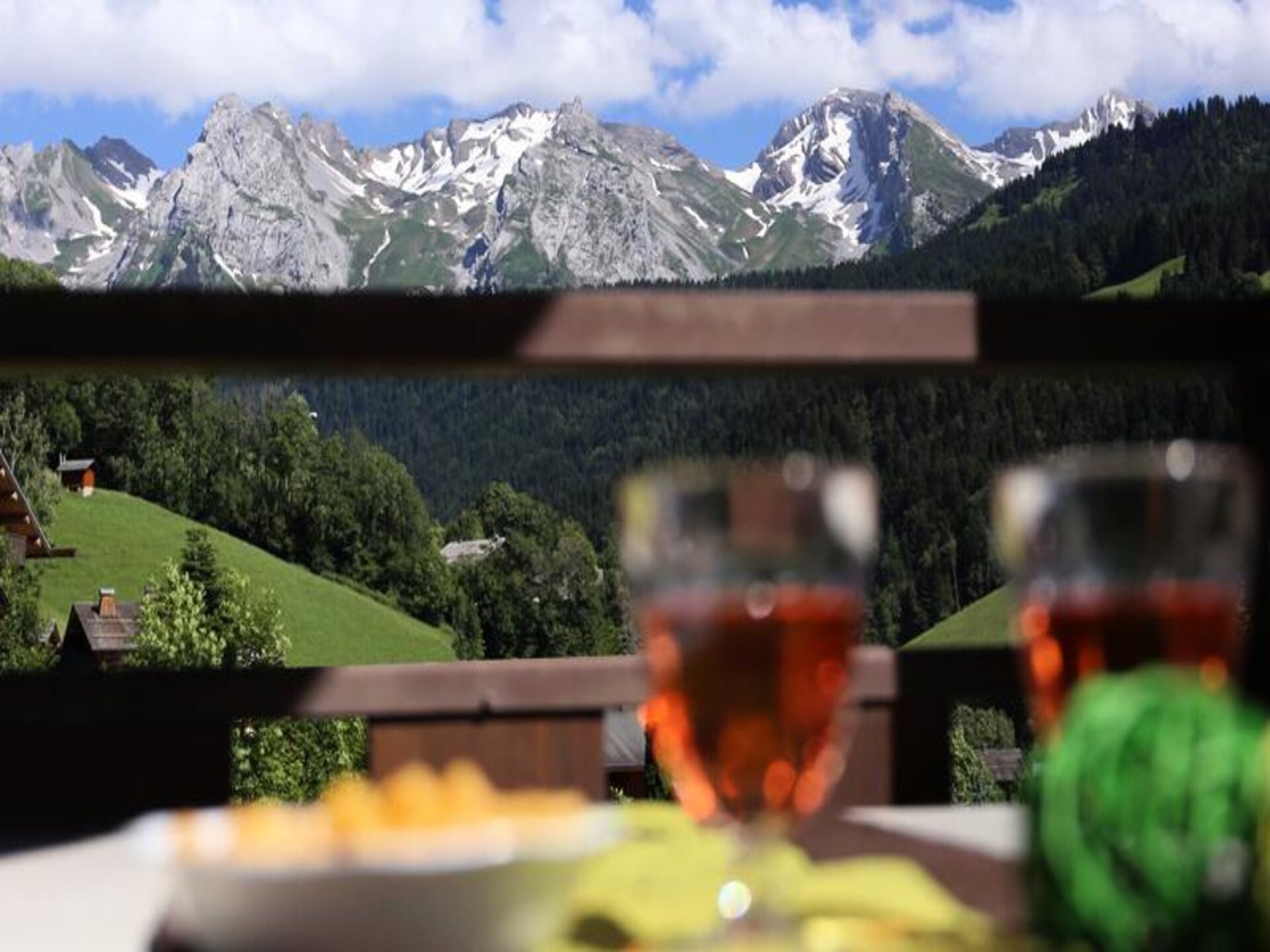 Knus appartement met panoramisch uitzicht op het Aravisgebergte - foto 13