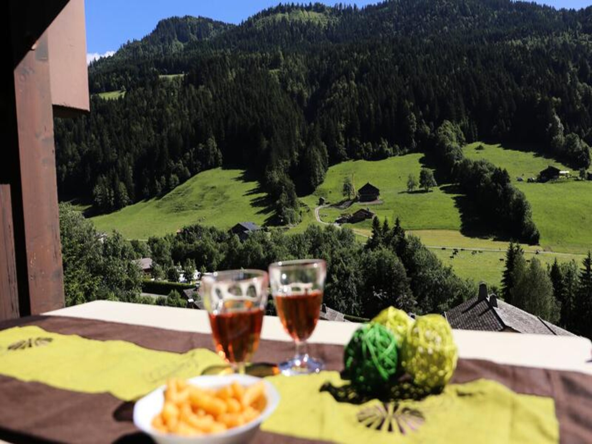 Knus appartement met panoramisch uitzicht op het Aravisgebergte - foto 14