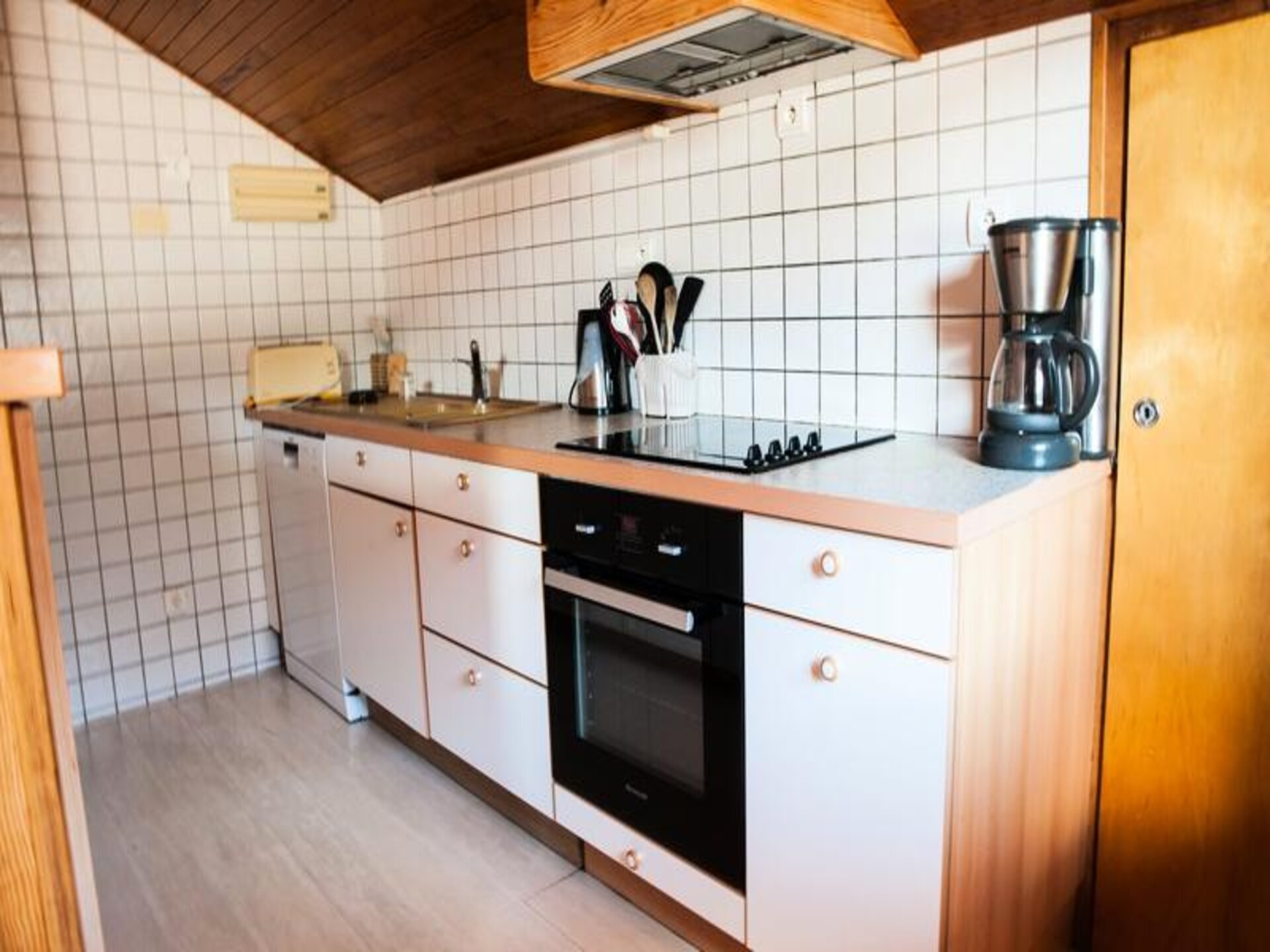Ruim appartement met balkon en uitzicht op de Aravis, vlakbij centrum Grand-Bornand - foto 4