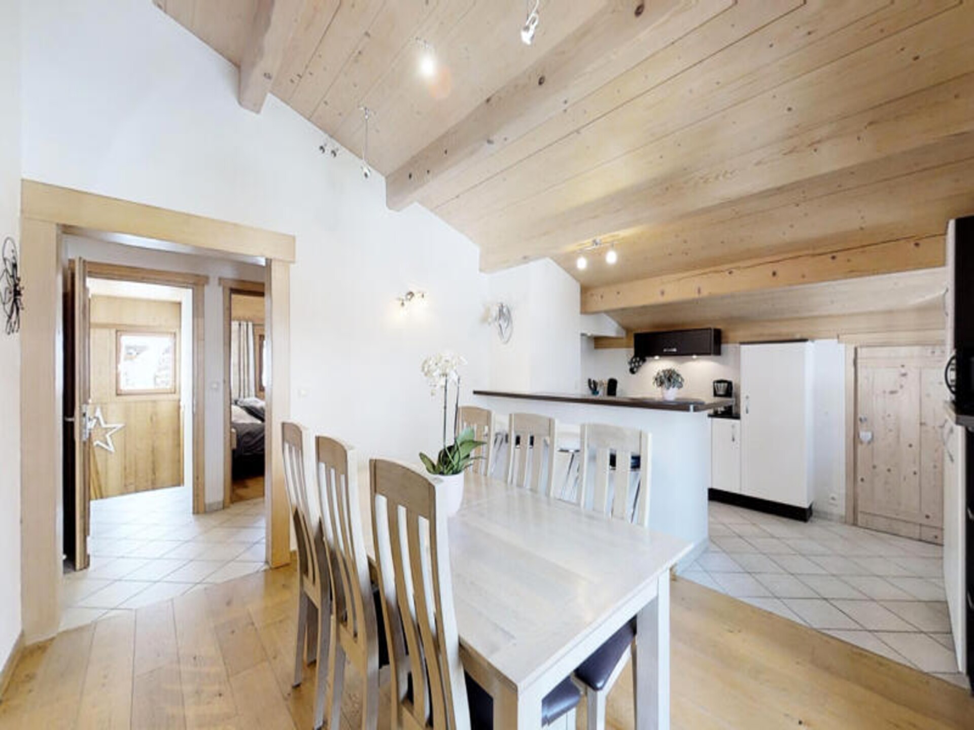 Authentiek appartement in Chinaillon, direct bij de piste en met gedeelde tuin - foto 2