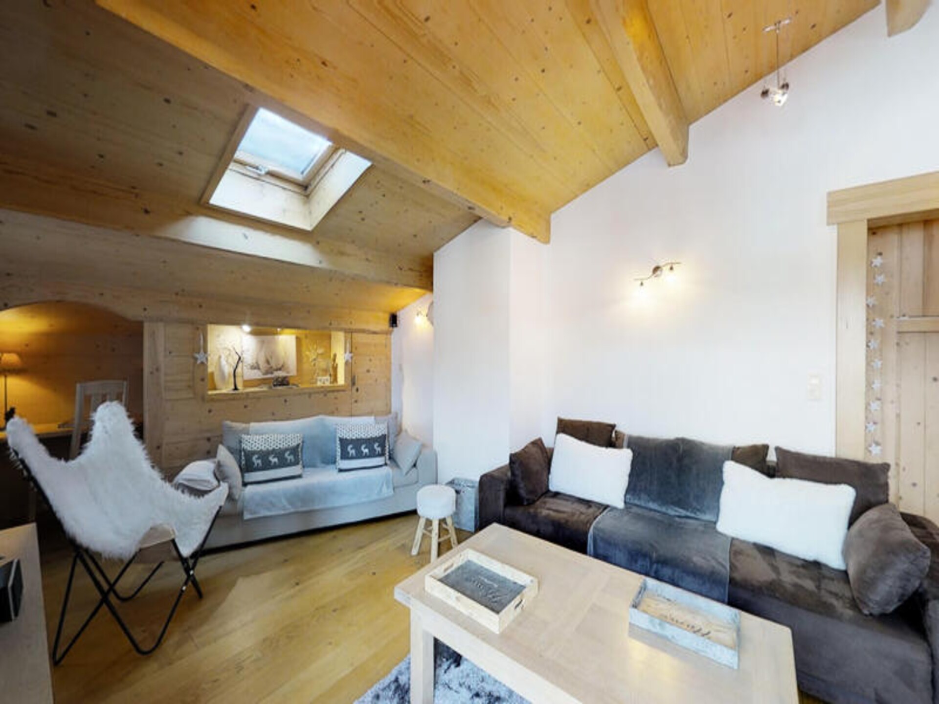 Authentiek appartement in Chinaillon, direct bij de piste en met gedeelde tuin - foto 5