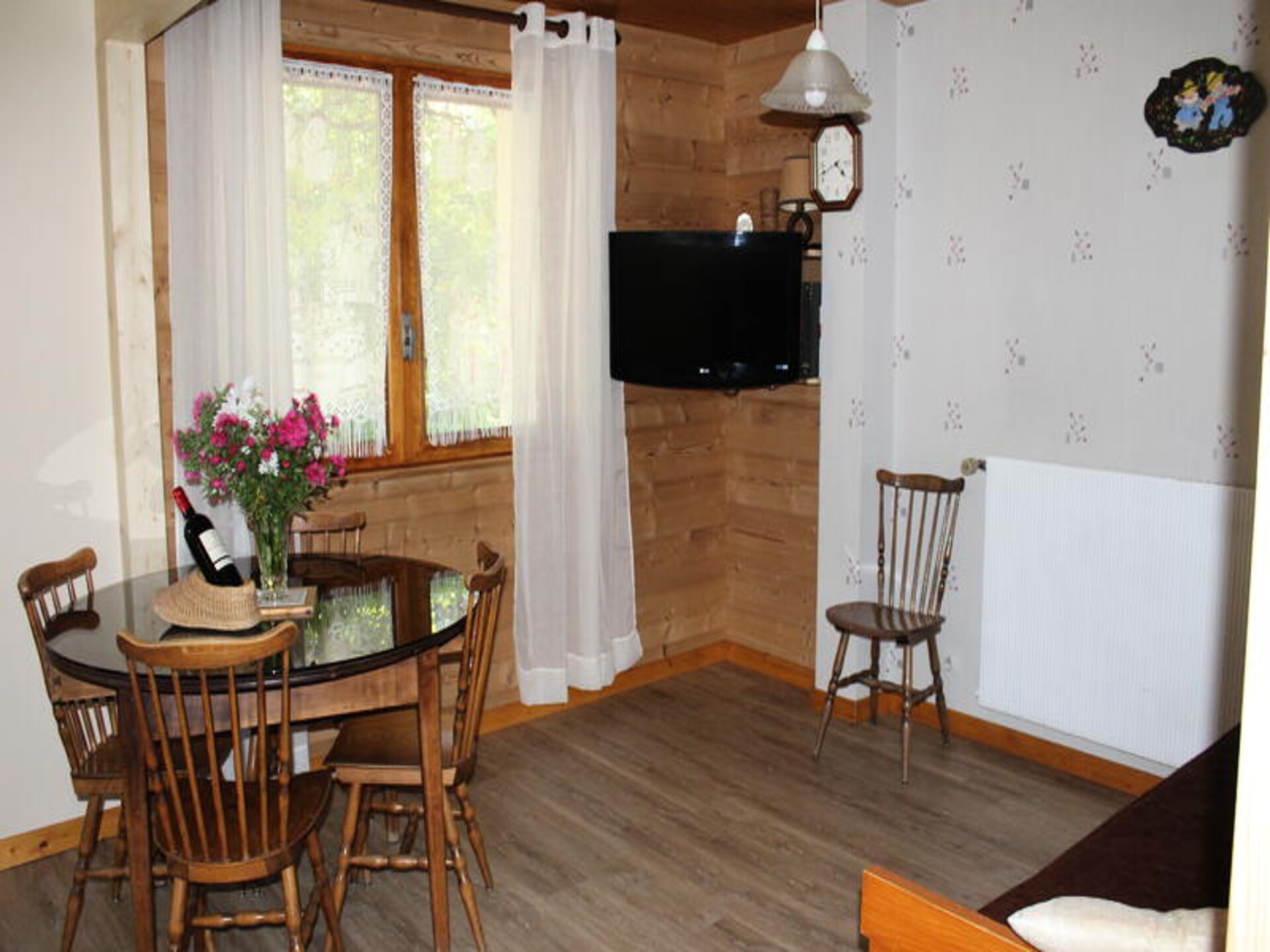 Panoramisch appartement op de begane grond in Grand-Bornand met uitzicht op de Aravis - foto 3