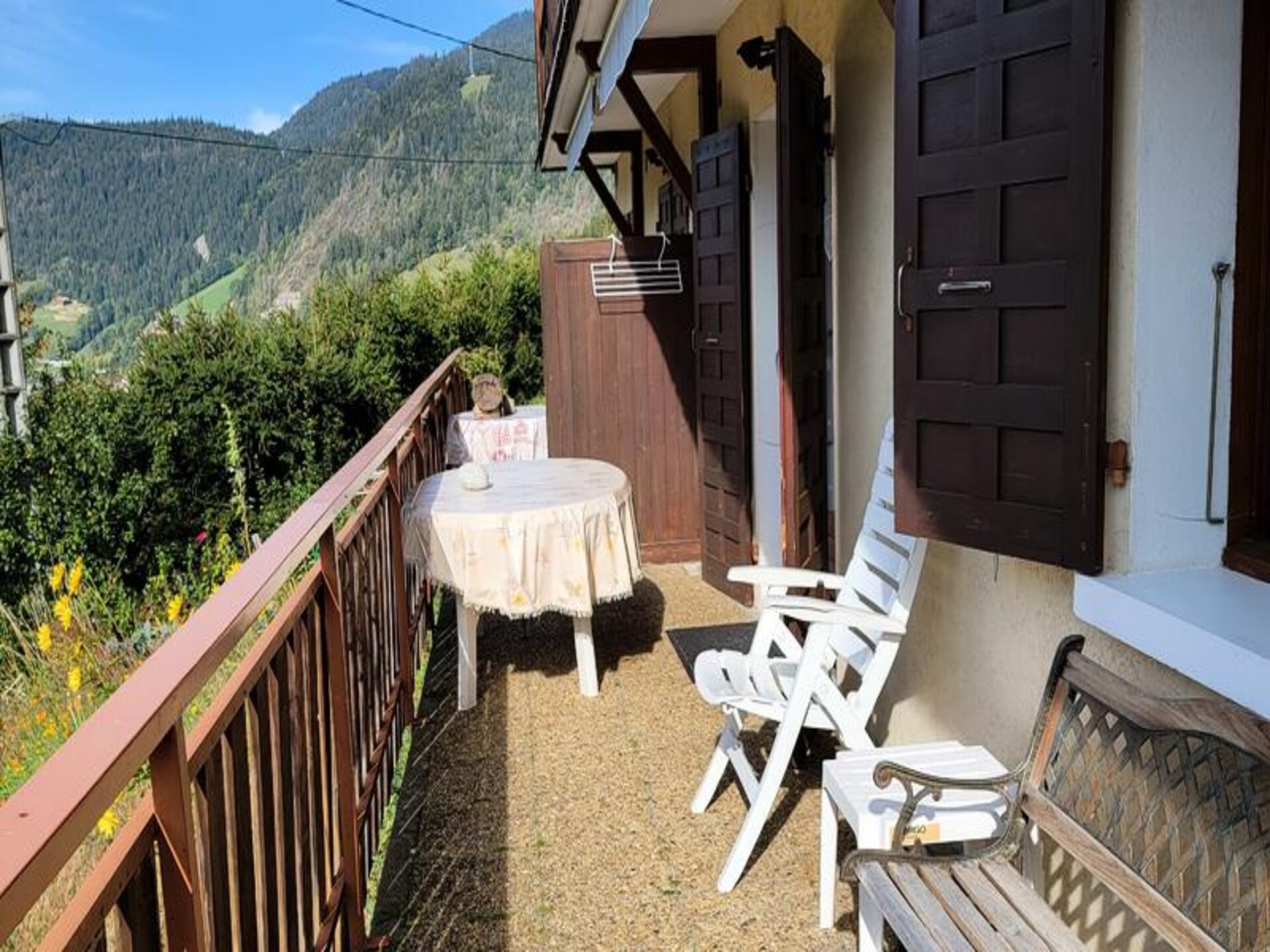 Knus appartement in Grand-Bornand met terras en bergzicht - foto 7