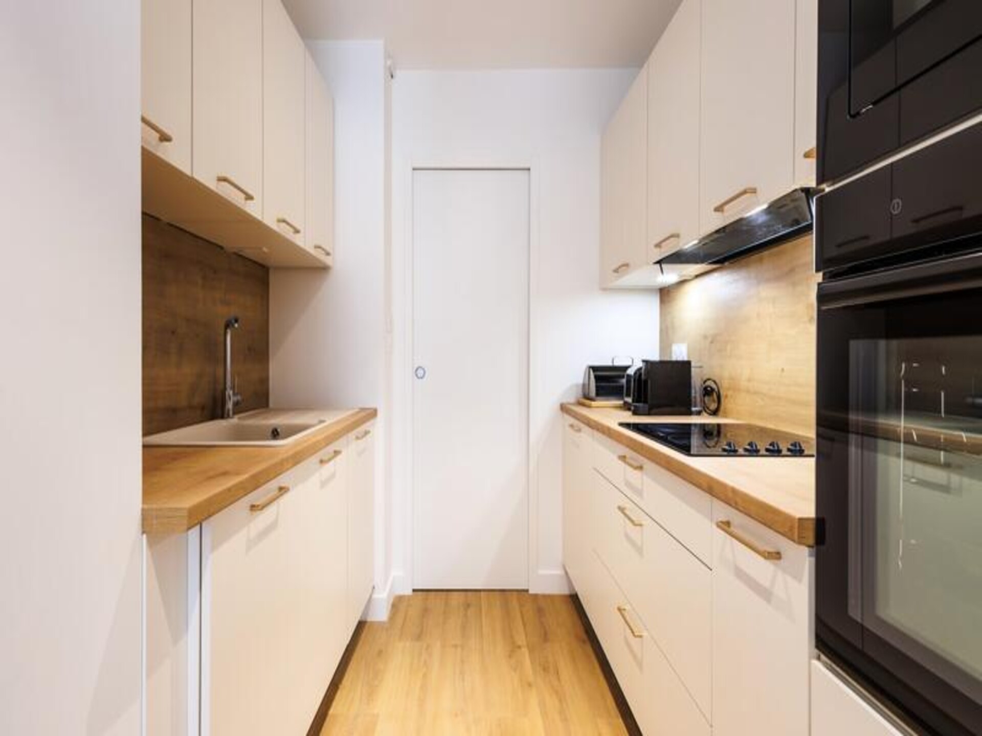 Stijlvol appartement met uitzicht op Place de l'Horloge in hartje Avignon - foto 11