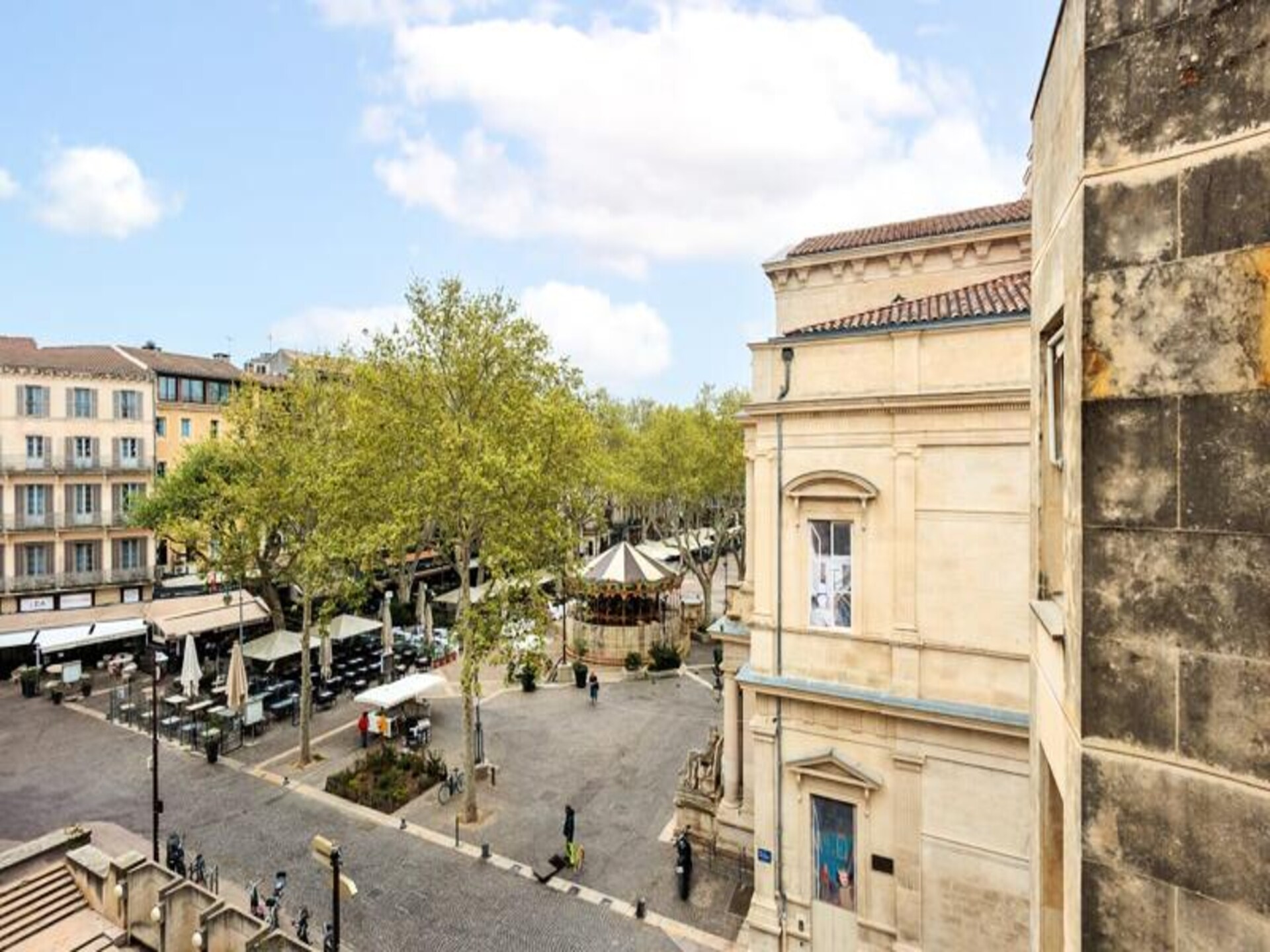 Stijlvol appartement met uitzicht op Place de l'Horloge in hartje Avignon - foto 14