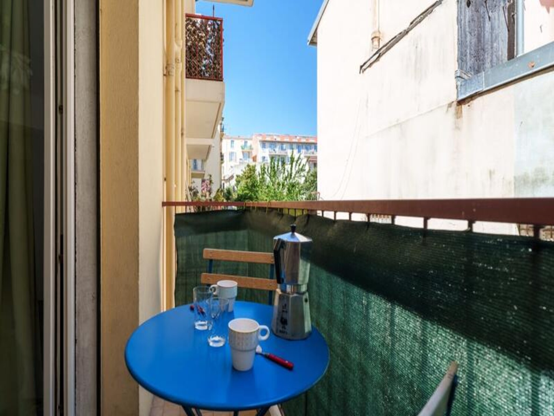 Lichte studio met balkon in hartje Nice, vlakbij tram en markt - foto 6