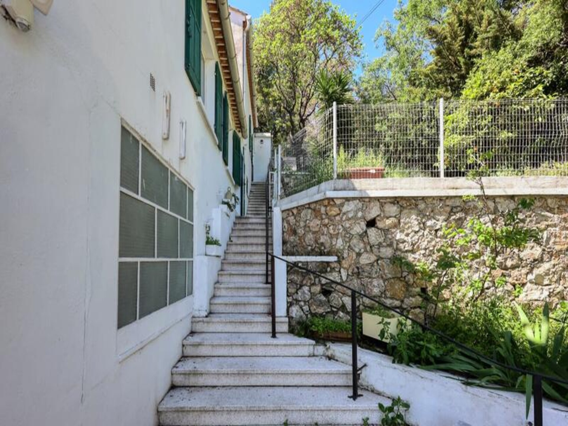 Villa Helvétie: Luxe appartement met privézwembad en uitzicht op Mont Faron - foto 20