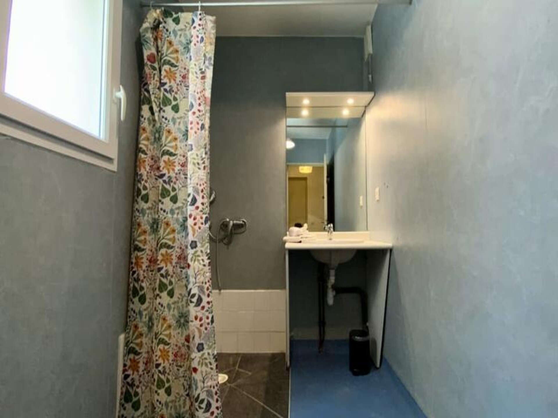 Appartement met terras op 10 min van Thermen van Avène, zwembad - foto 15
