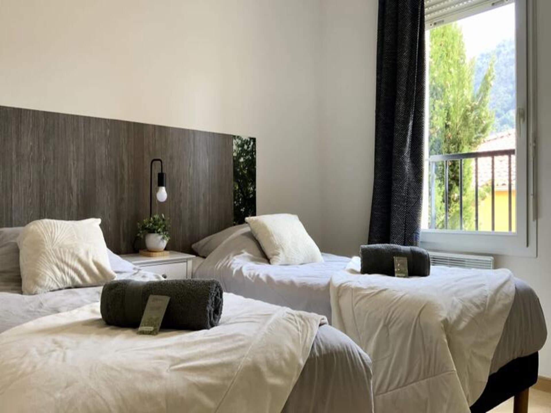 Rustiek appartement voor 5 bij de Thermen van Avène, met zwembad en terras - foto 3