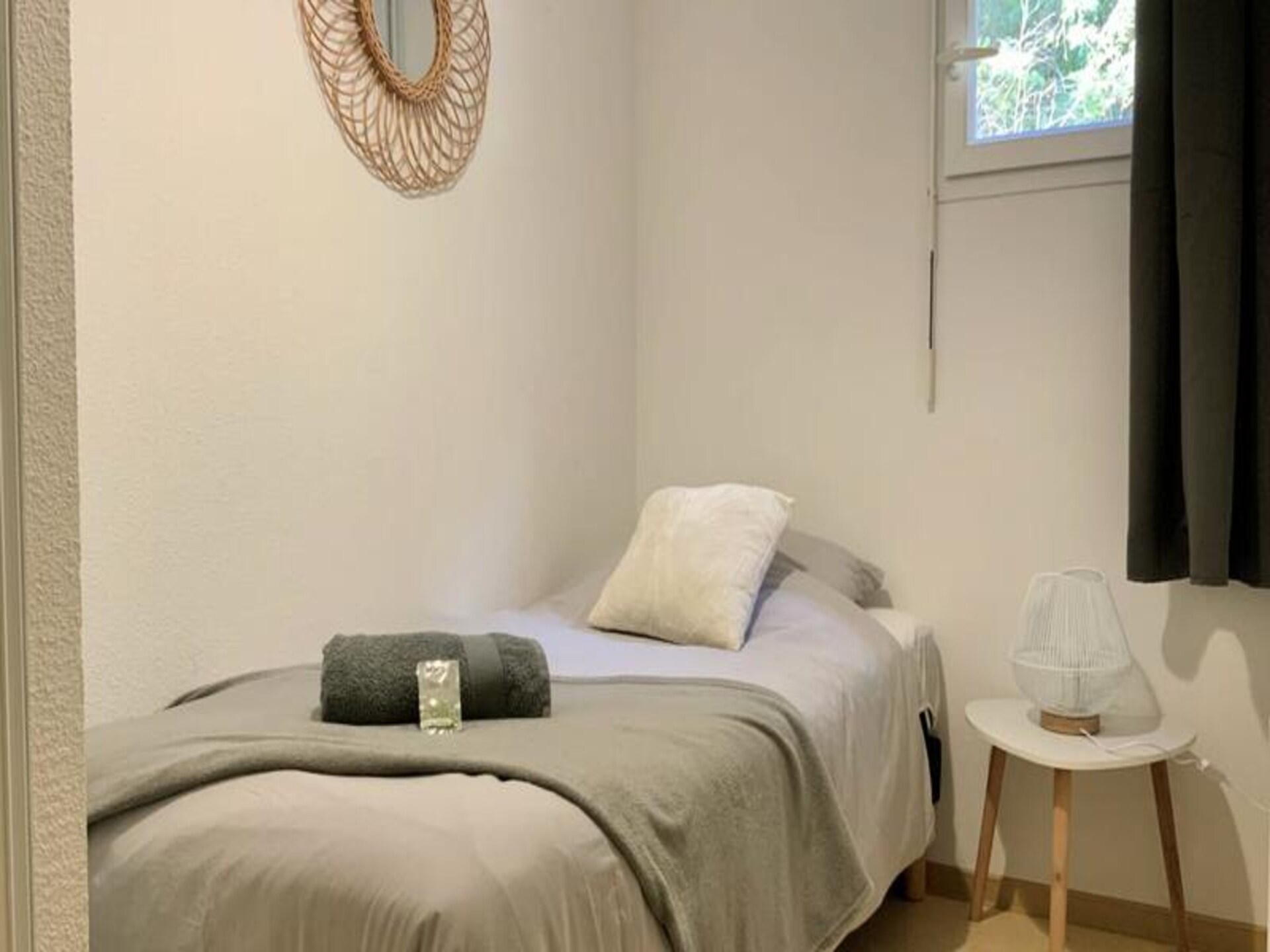Rustiek appartement voor 5 bij de Thermen van Avène, met zwembad en terras - foto 10