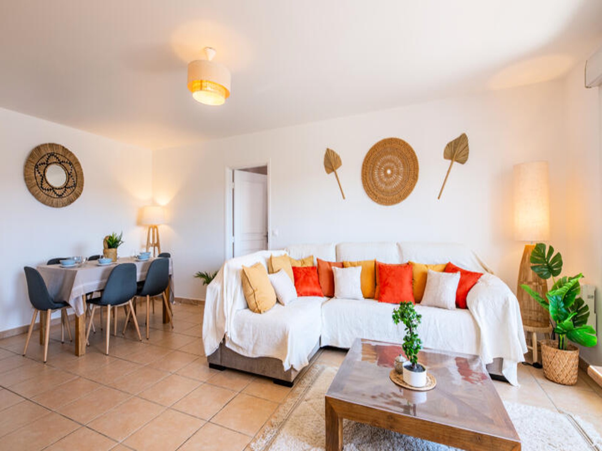 Licht appartement in Saint-Raphaël met terras, zwembad en garage - foto 5