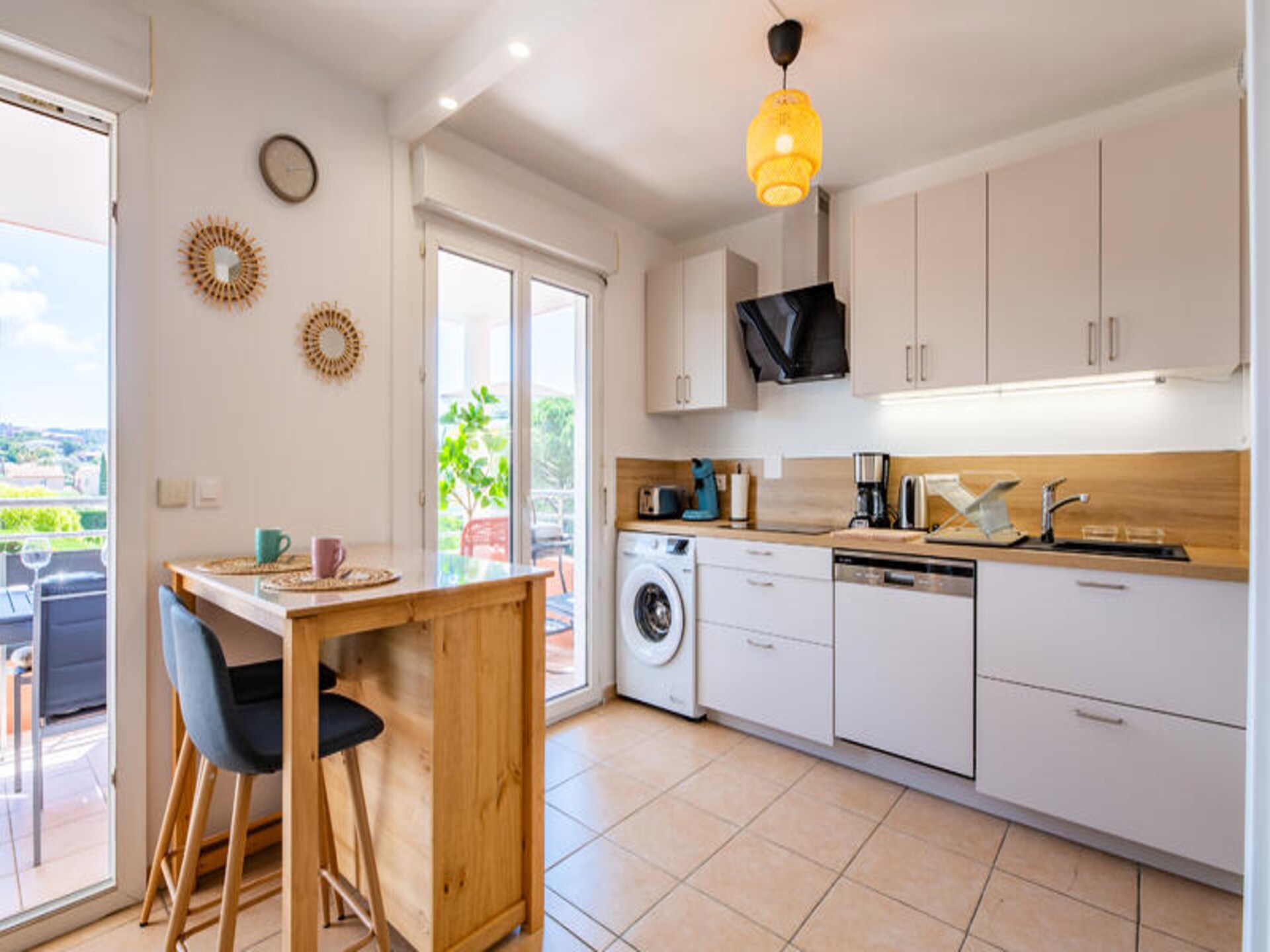 Licht appartement in Saint-Raphaël met terras, zwembad en garage - foto 10