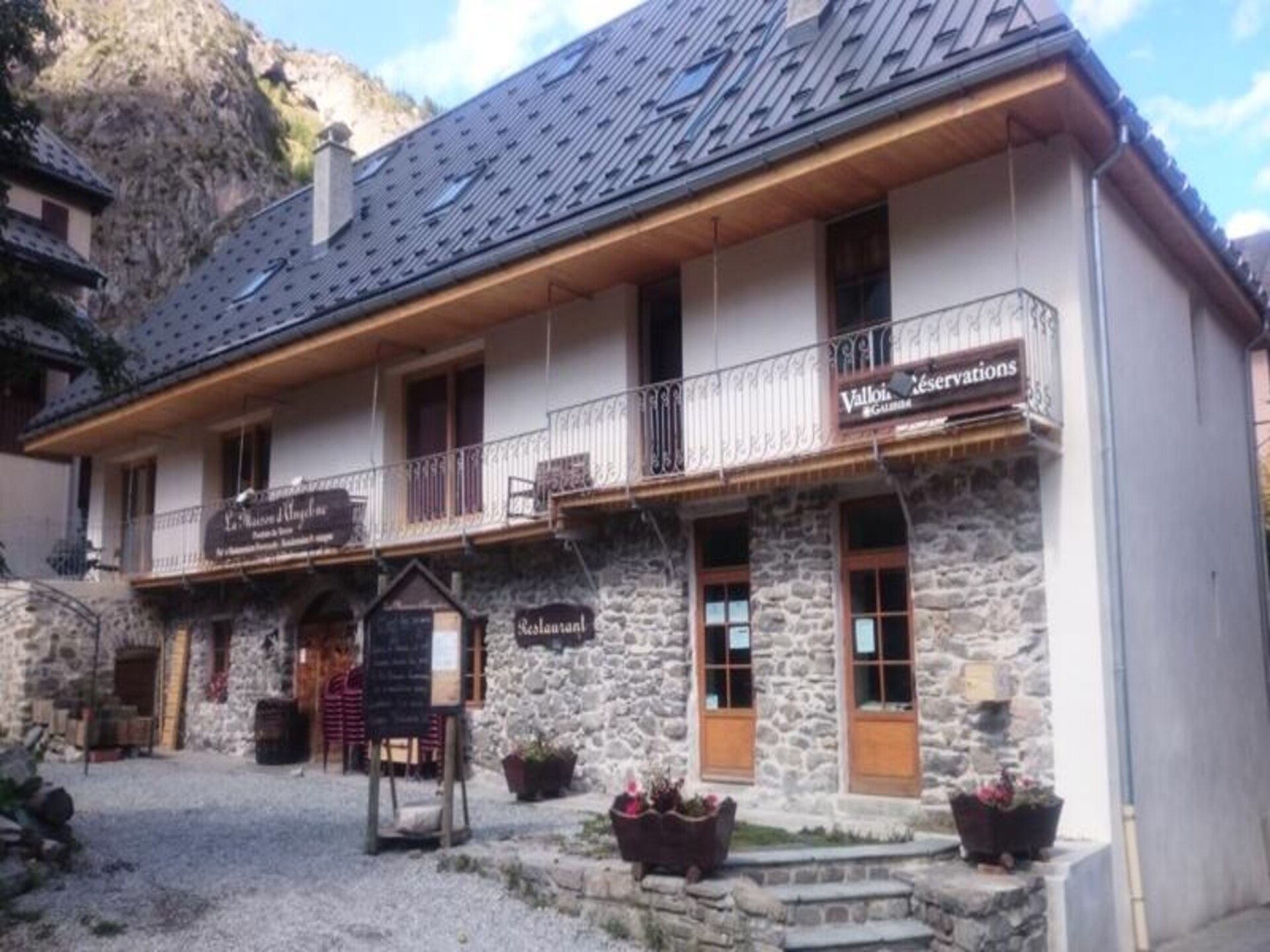 Authentiek triplex in Valloire, 230m van de lift & vlakbij het dorpshart - foto 1