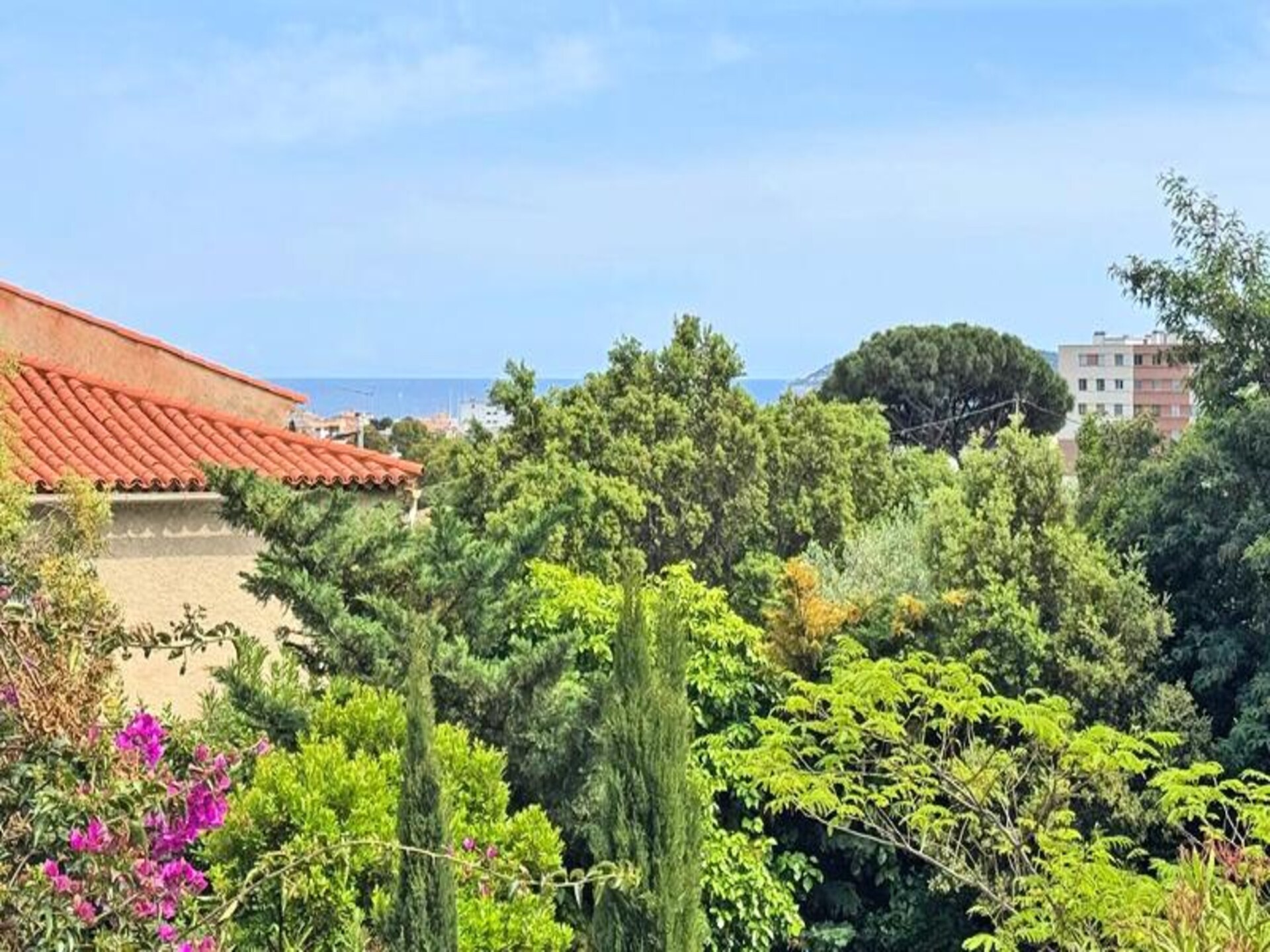 Luxe appartement met zeezicht, tuin en airco nabij strand Sainte-Maxime - foto 2