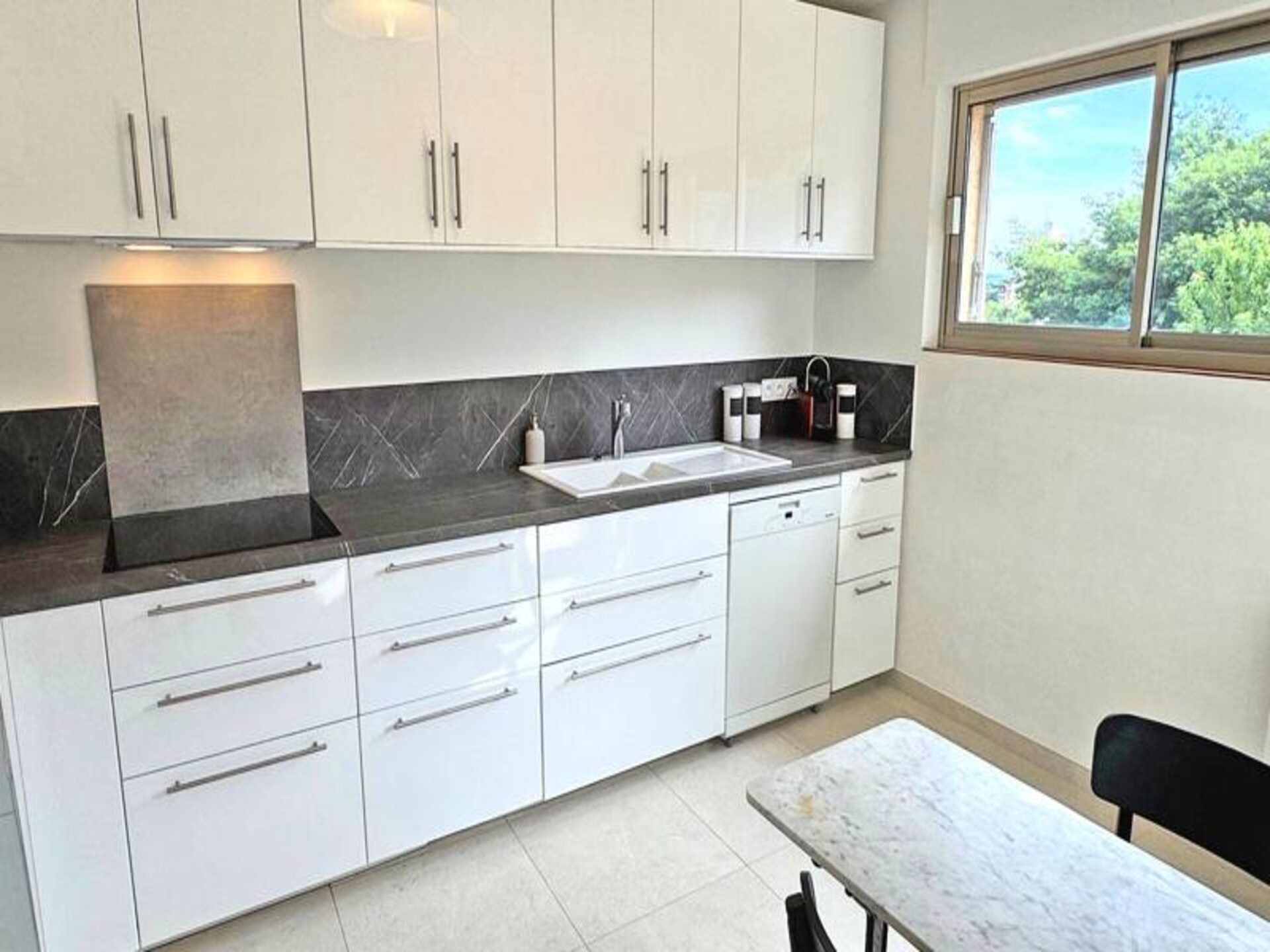 Luxe appartement met zeezicht, tuin en airco nabij strand Sainte-Maxime - foto 11