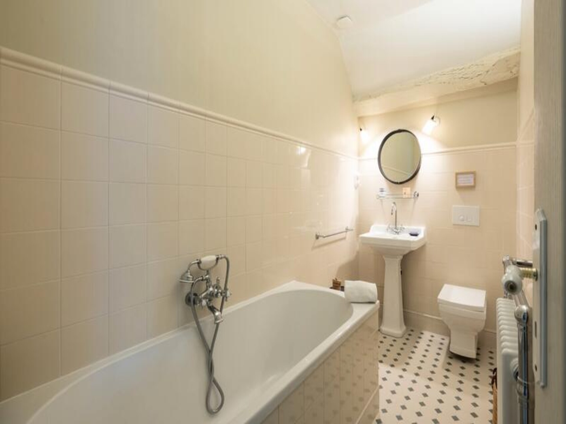 Landhuis van 280 m² met 4 slaapkamers nabij het strand van Houlgate - foto 15