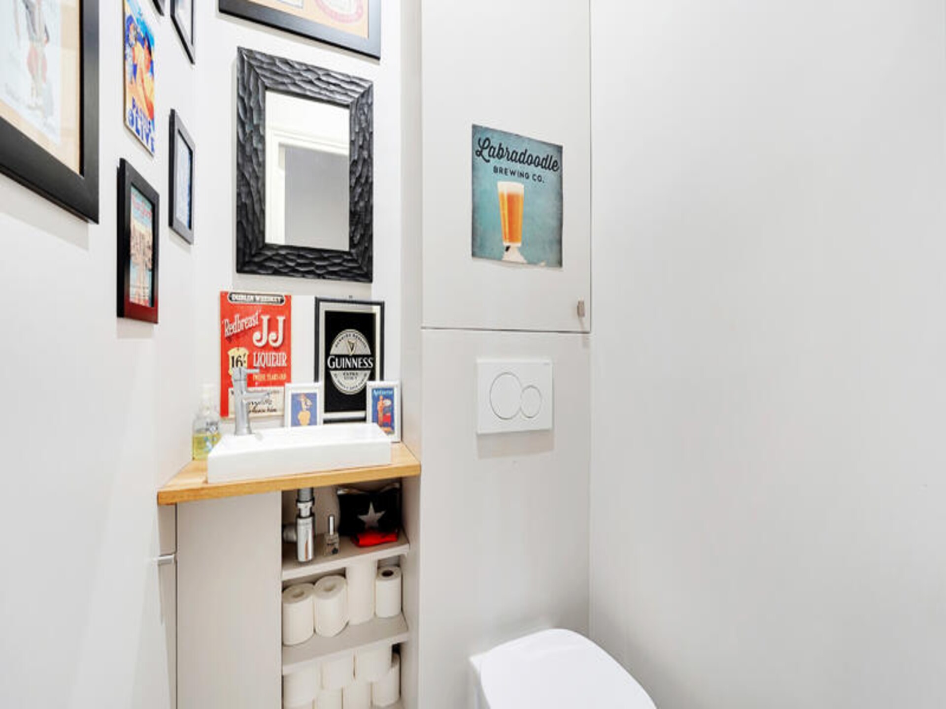 Ruim 2-slaapkamer appartement in de bruisende wijk Martyrs, Parijs - foto 6
